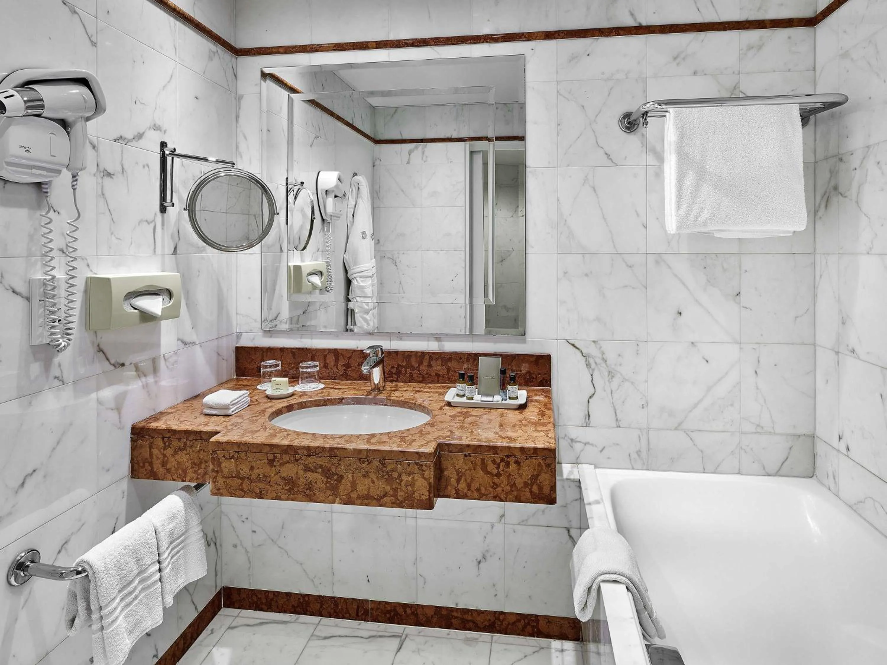 Bedroom in Fairmont Monte Carlo