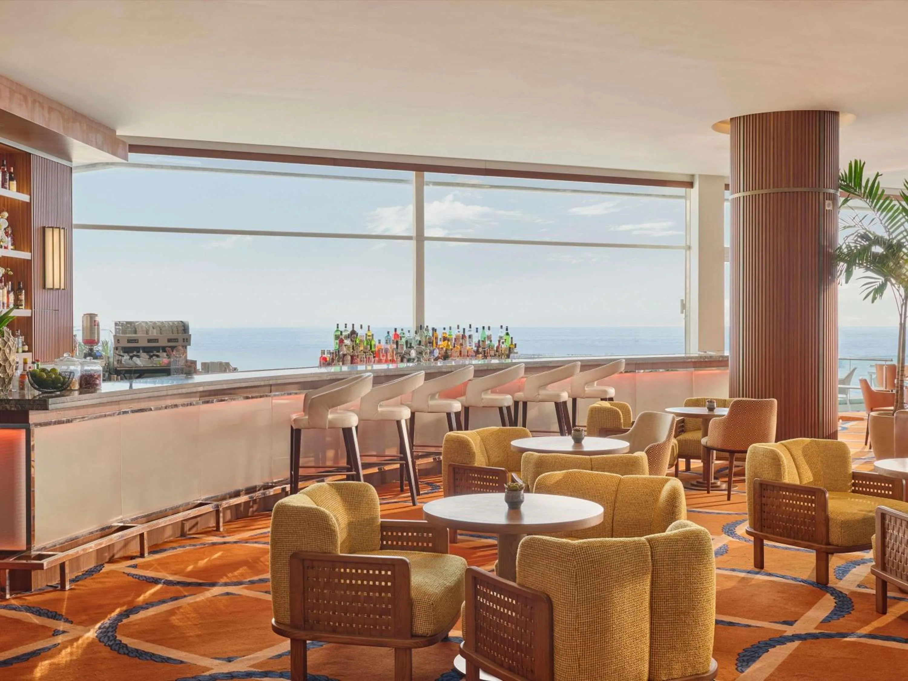 Lounge or bar in Fairmont Monte Carlo