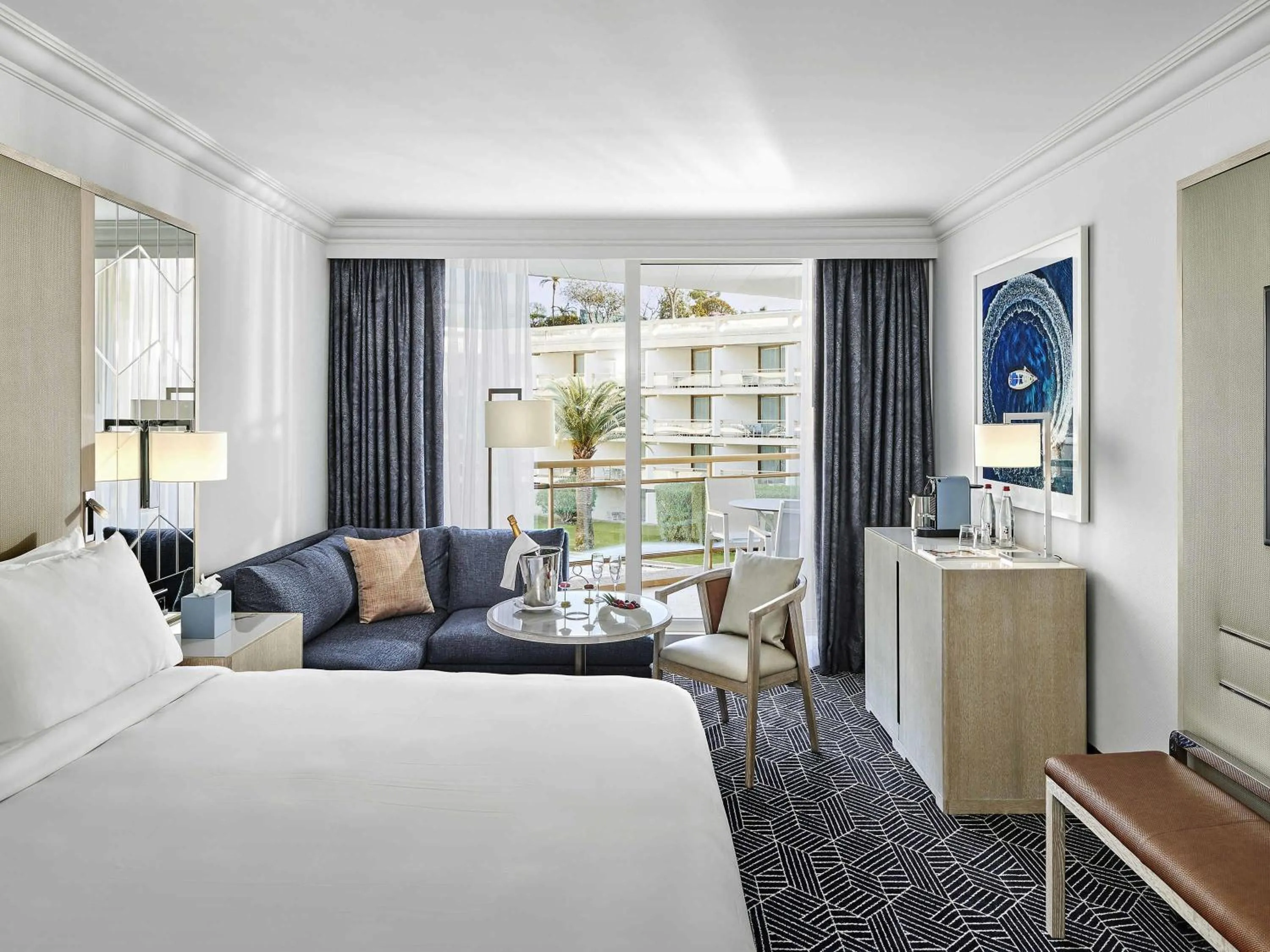 Bedroom, Bed in Fairmont Monte Carlo