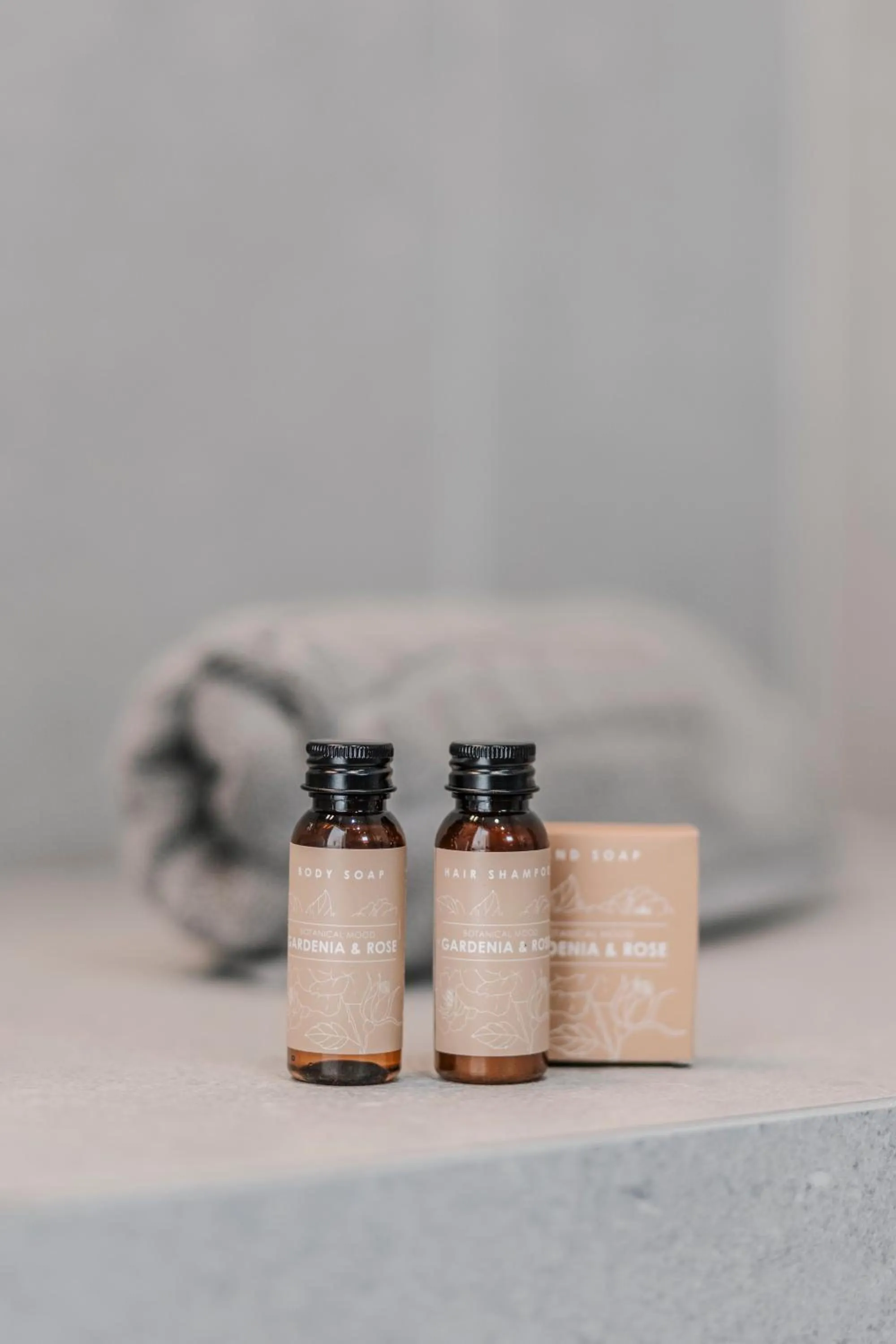 towels in Noa Suites