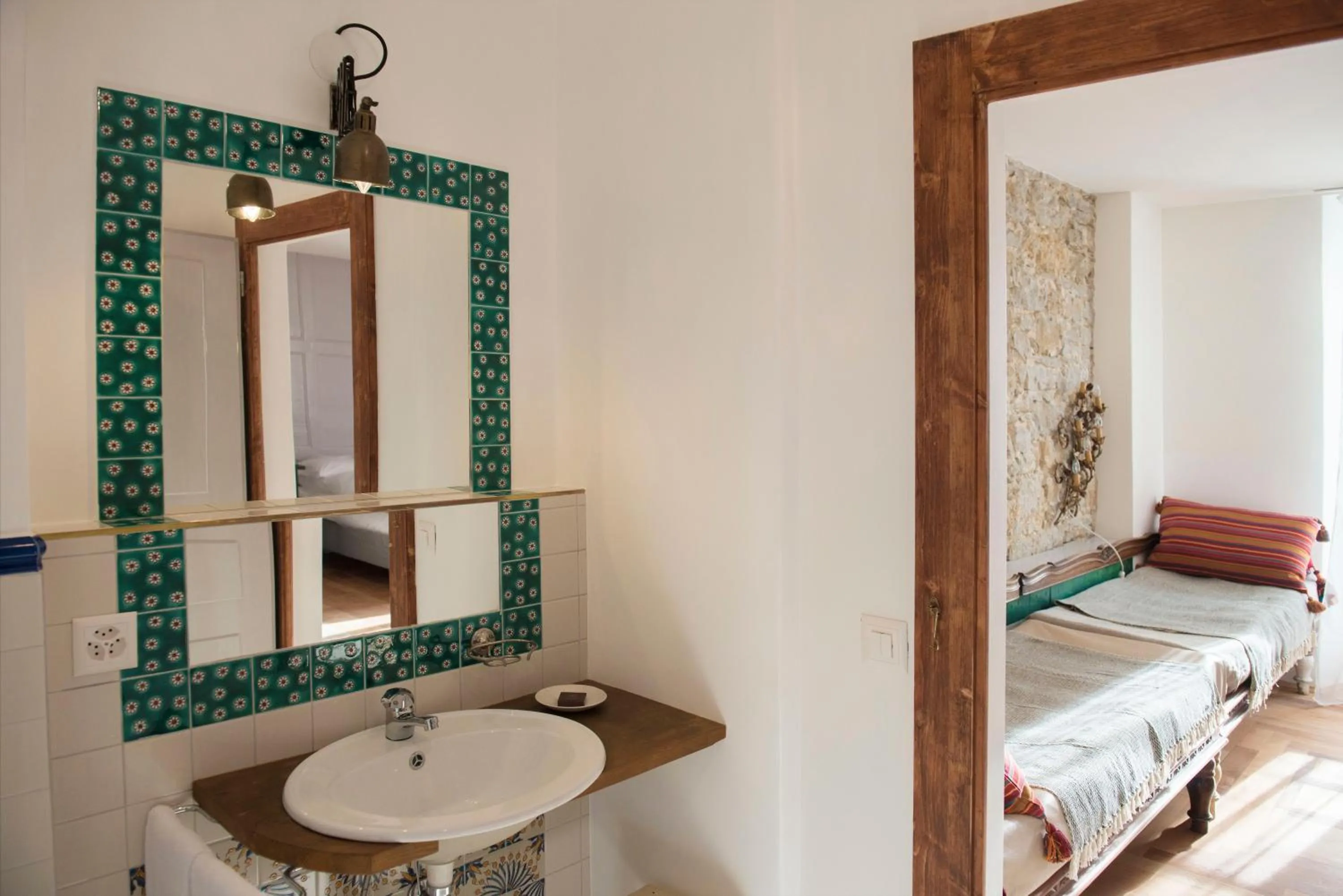 Decorative detail, Bed in Boutique-Hotel Guesthouse Le Locle