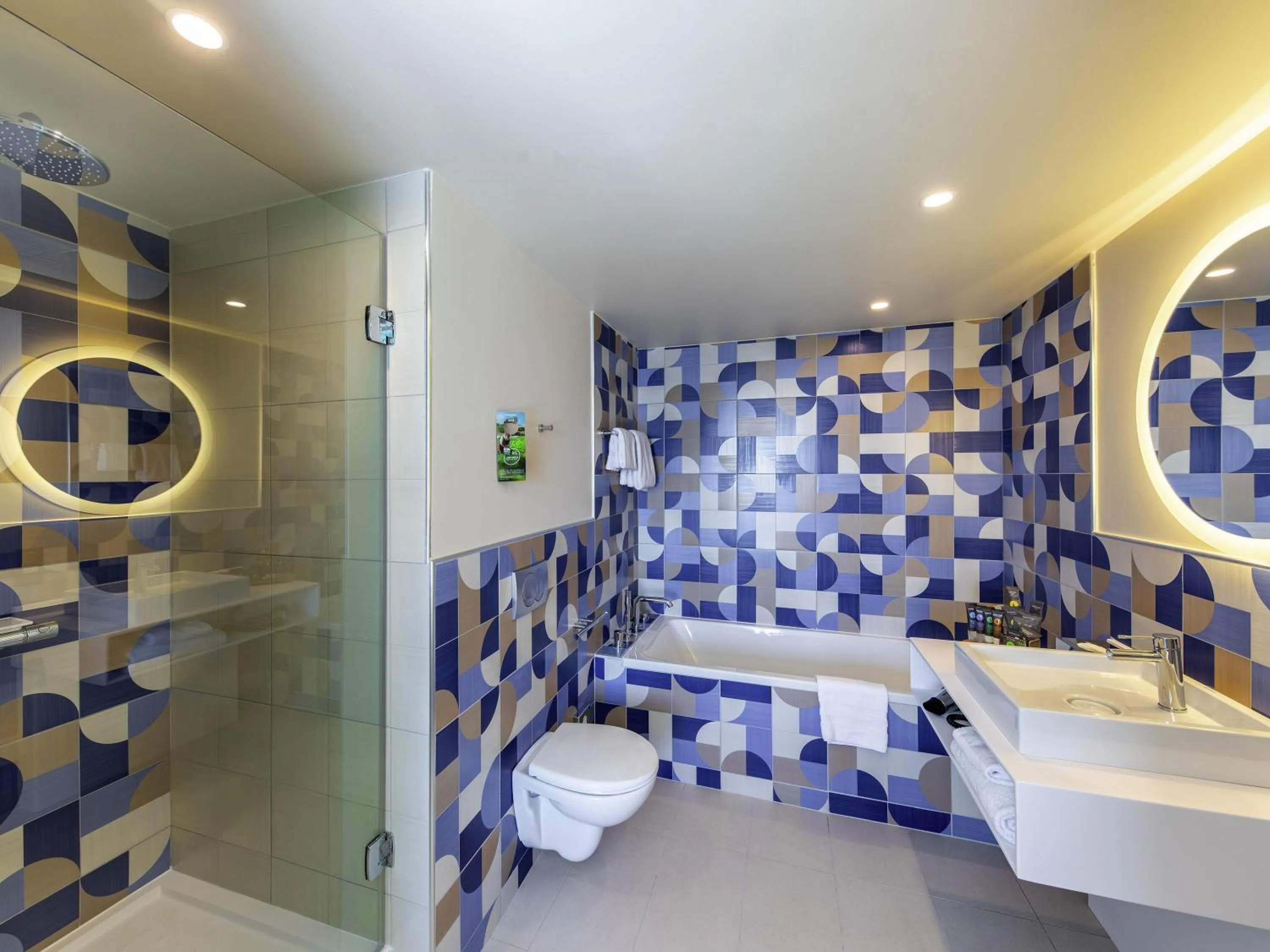 Bedroom in Novotel Monte-Carlo