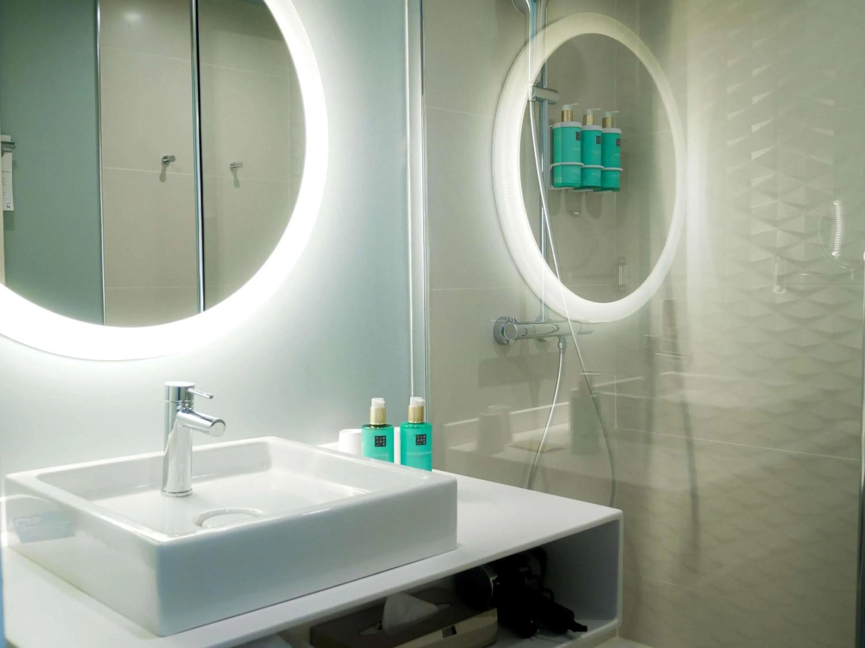 Bedroom in Novotel Monte-Carlo