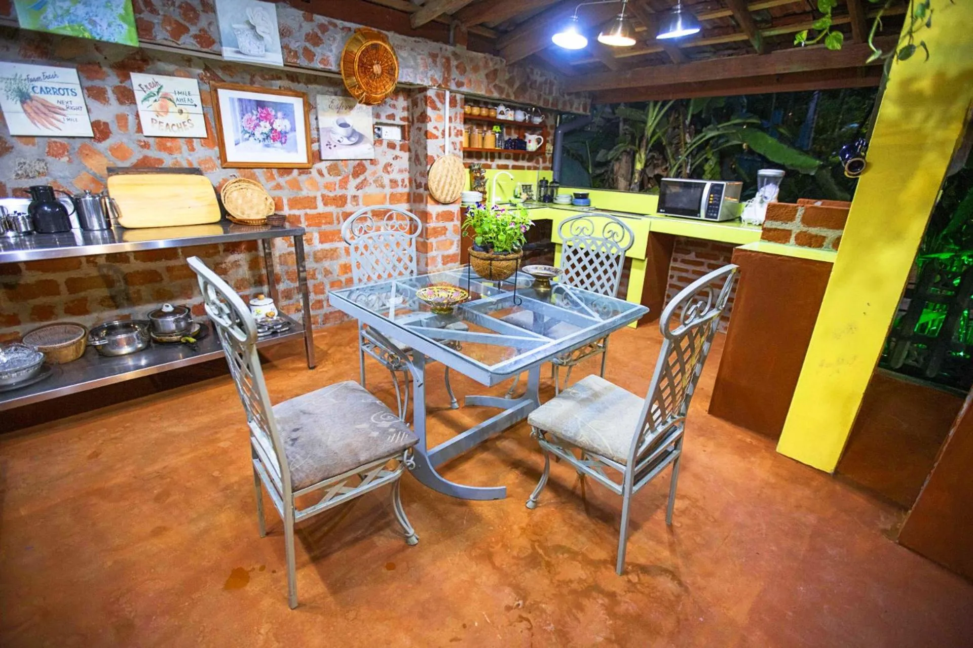 Seating area in Arcadia Resort