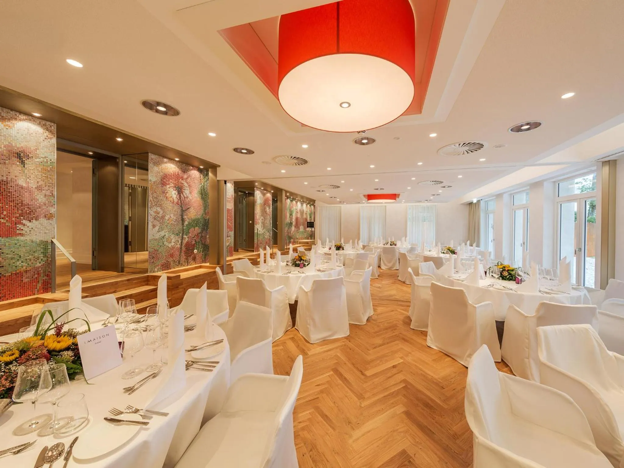 Banquet/Function facilities in LA MAISON hotel & spa