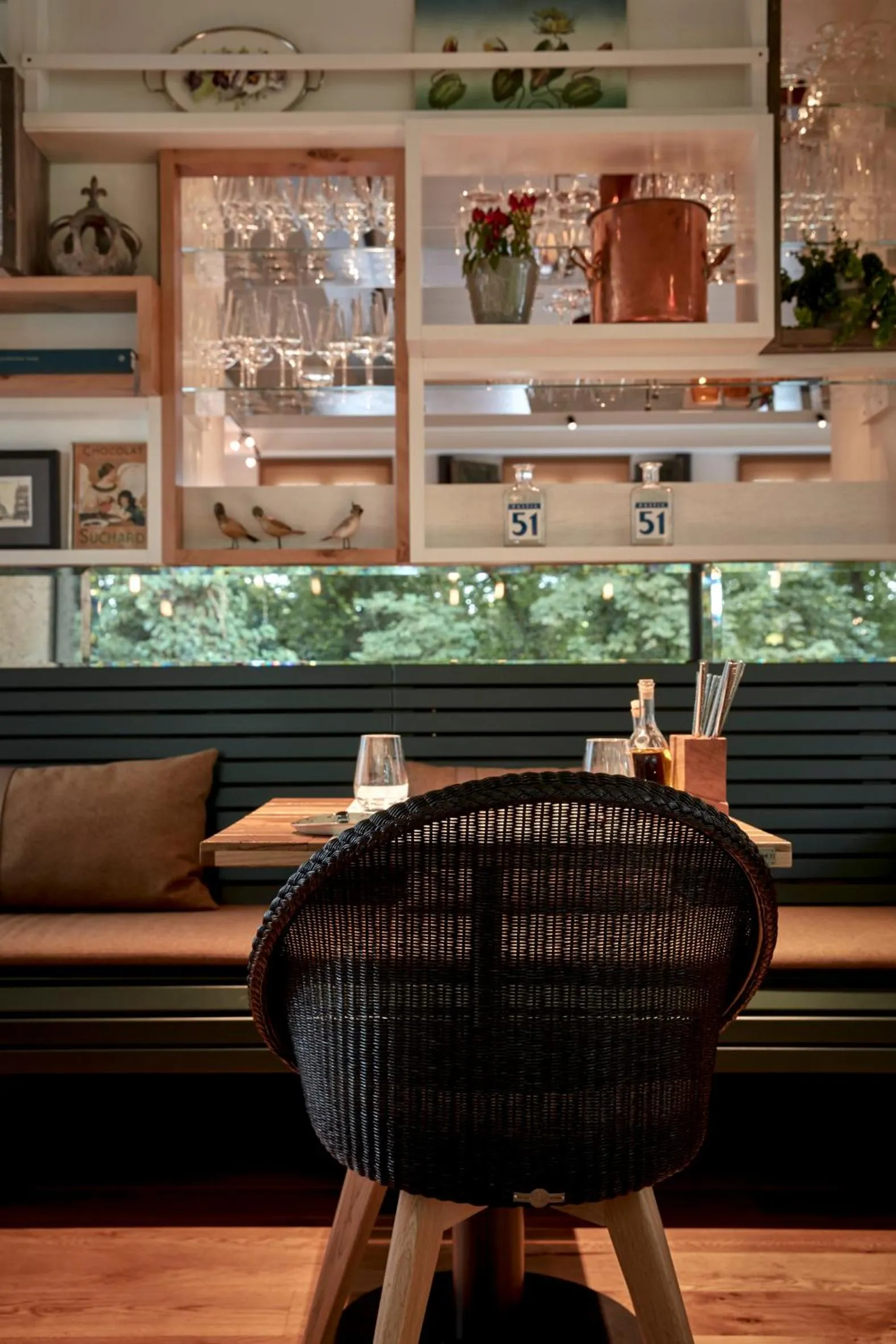 Restaurant/places to eat in LA MAISON hotel & spa