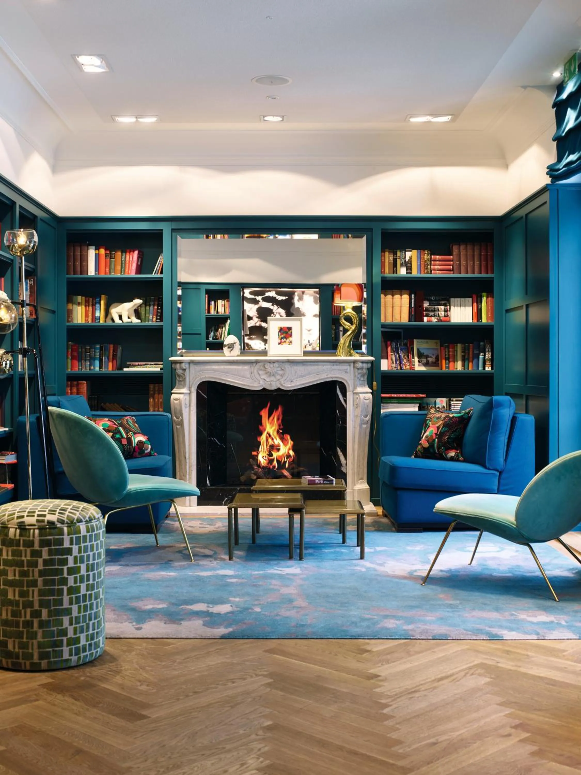 Library in LA MAISON hotel & spa