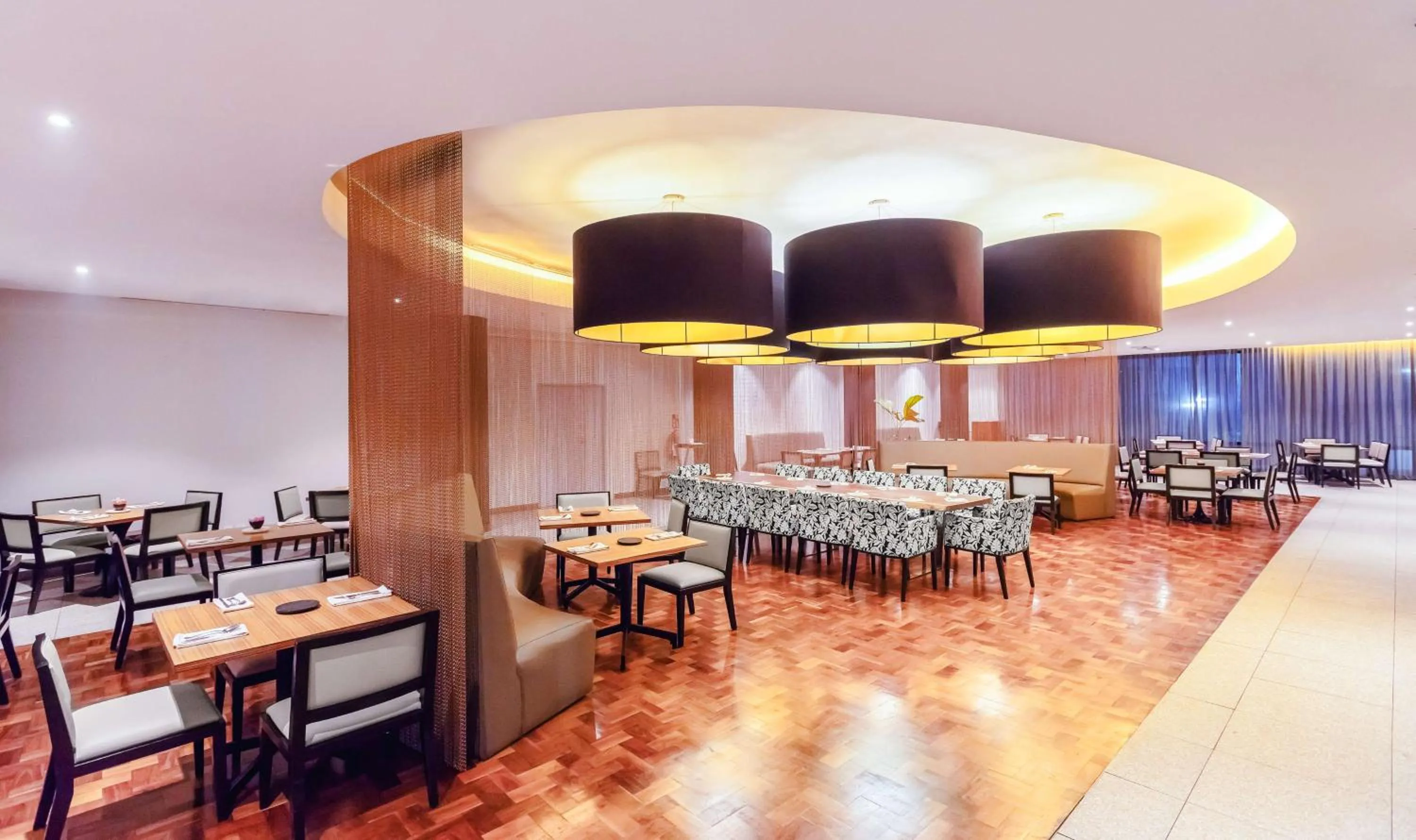 Restaurant/places to eat in Radisson Blu Okoume Palace Hotel, Libreville