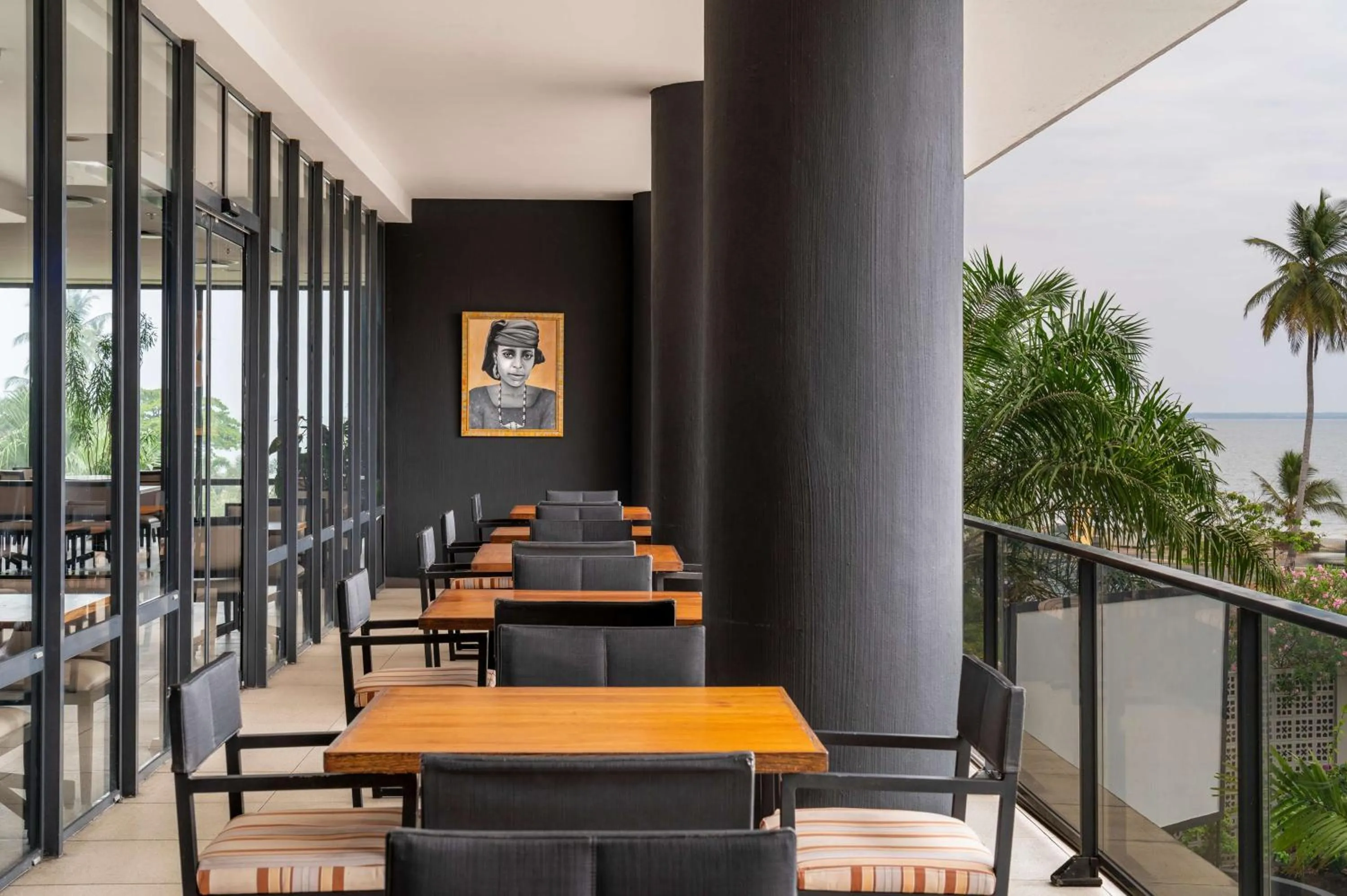 Restaurant/places to eat in Radisson Blu Okoume Palace Hotel, Libreville