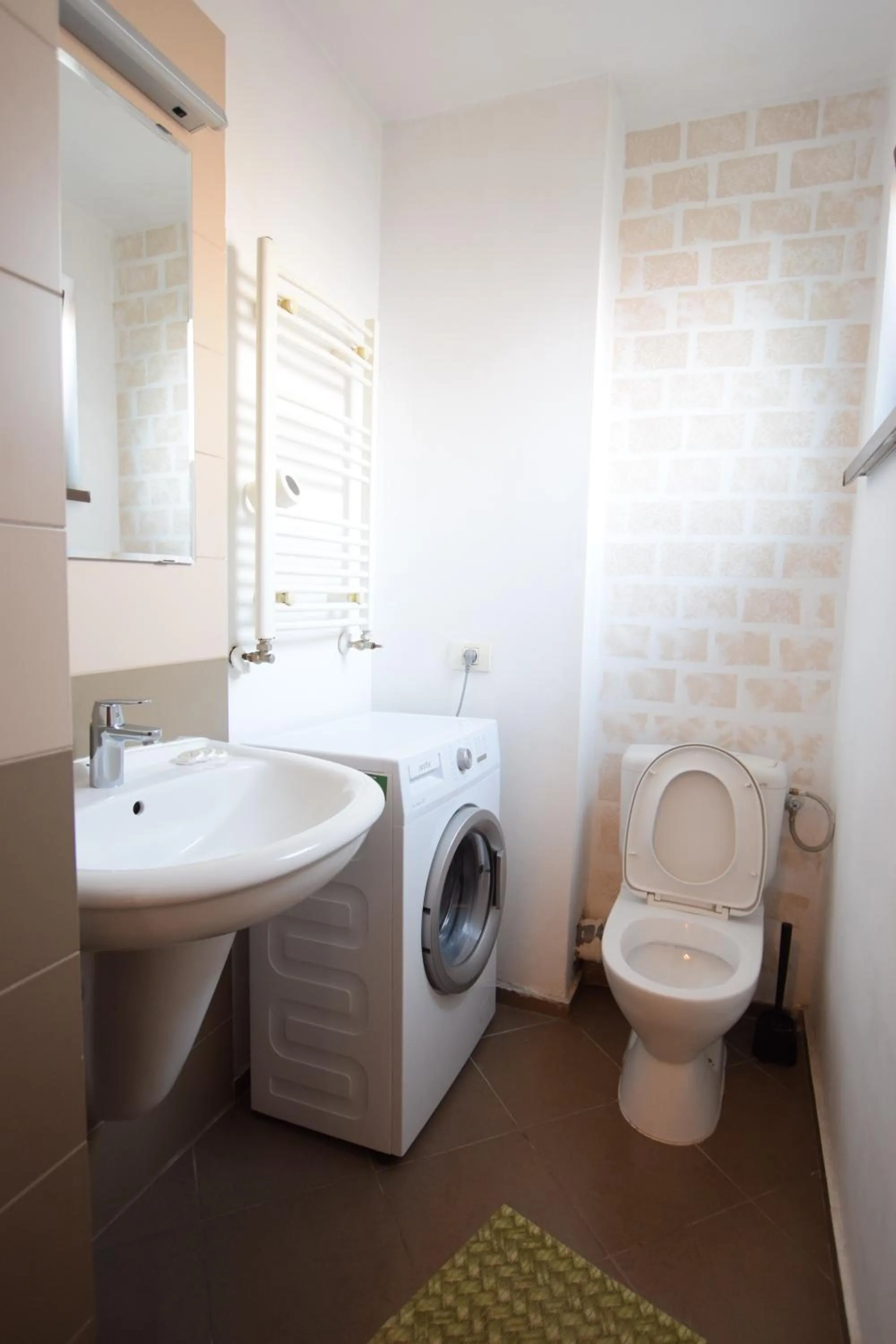 Bathroom in Mosilor Apartments