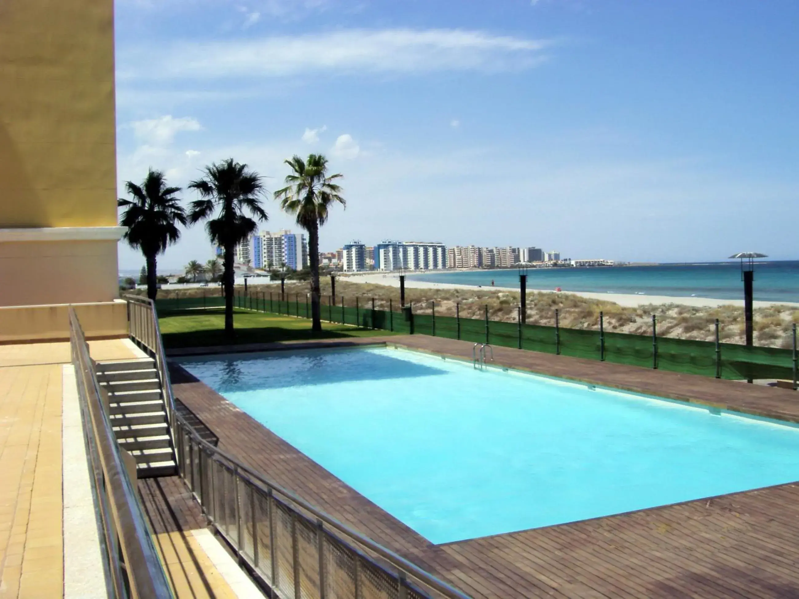 Beachfront penthouse in Residencial Dos Mares Beachfront penthouse in Residencial Dos Mares