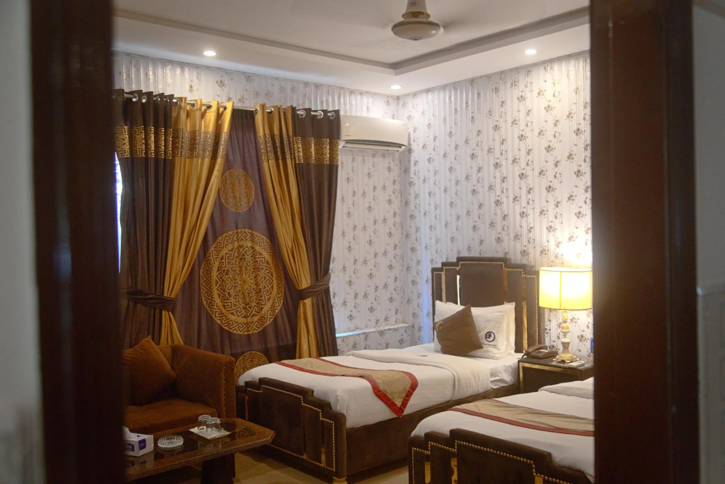 Bedroom, Bed in Premier Inn Johar Town Lahore