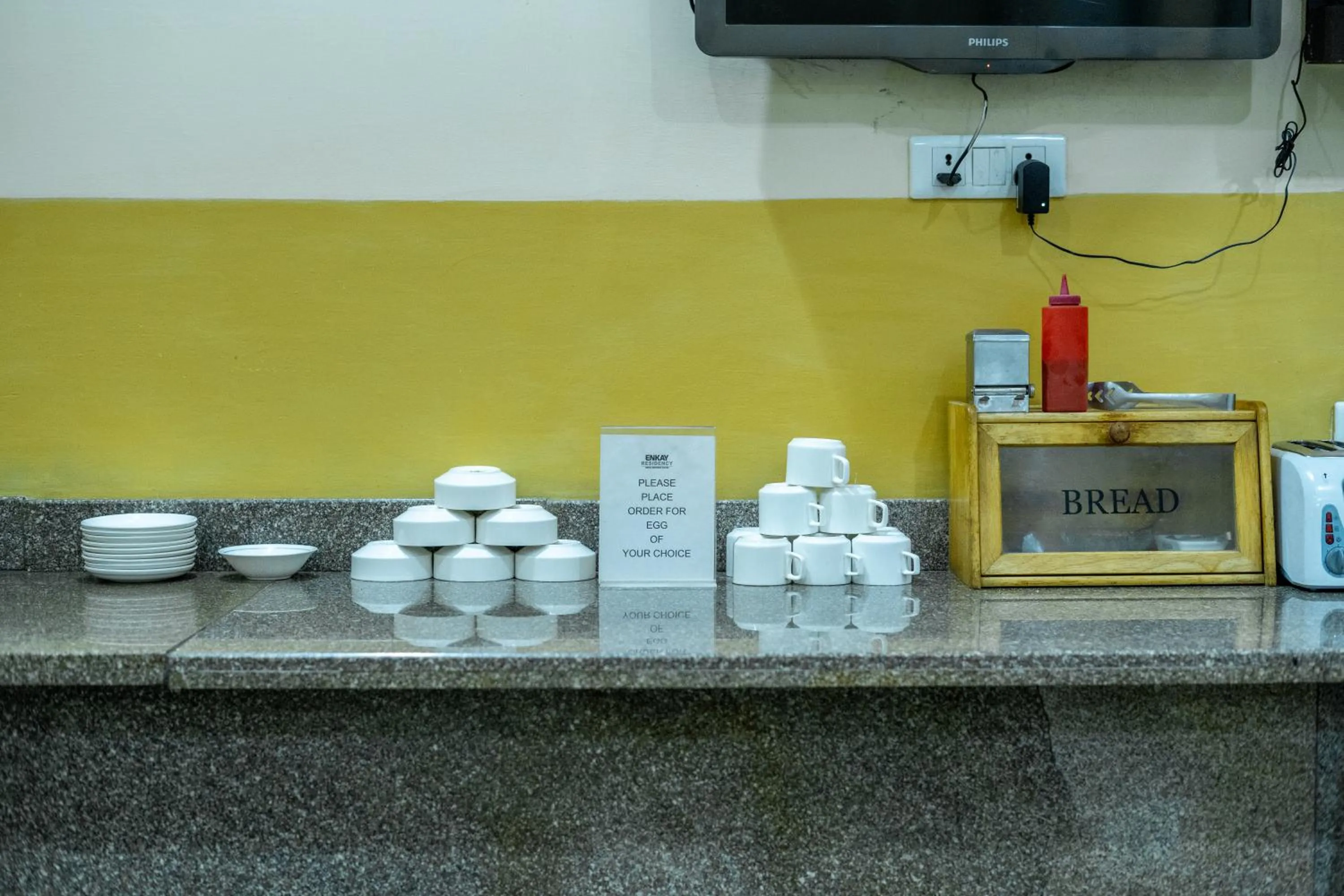 Restaurant/places to eat in Enkay Residency V Block-Cyber City