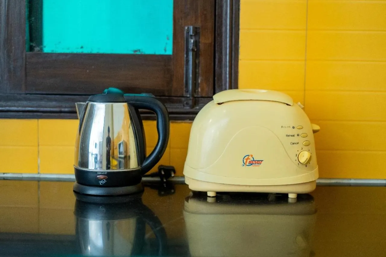 toaster in Enkay Residency V Block-Cyber City