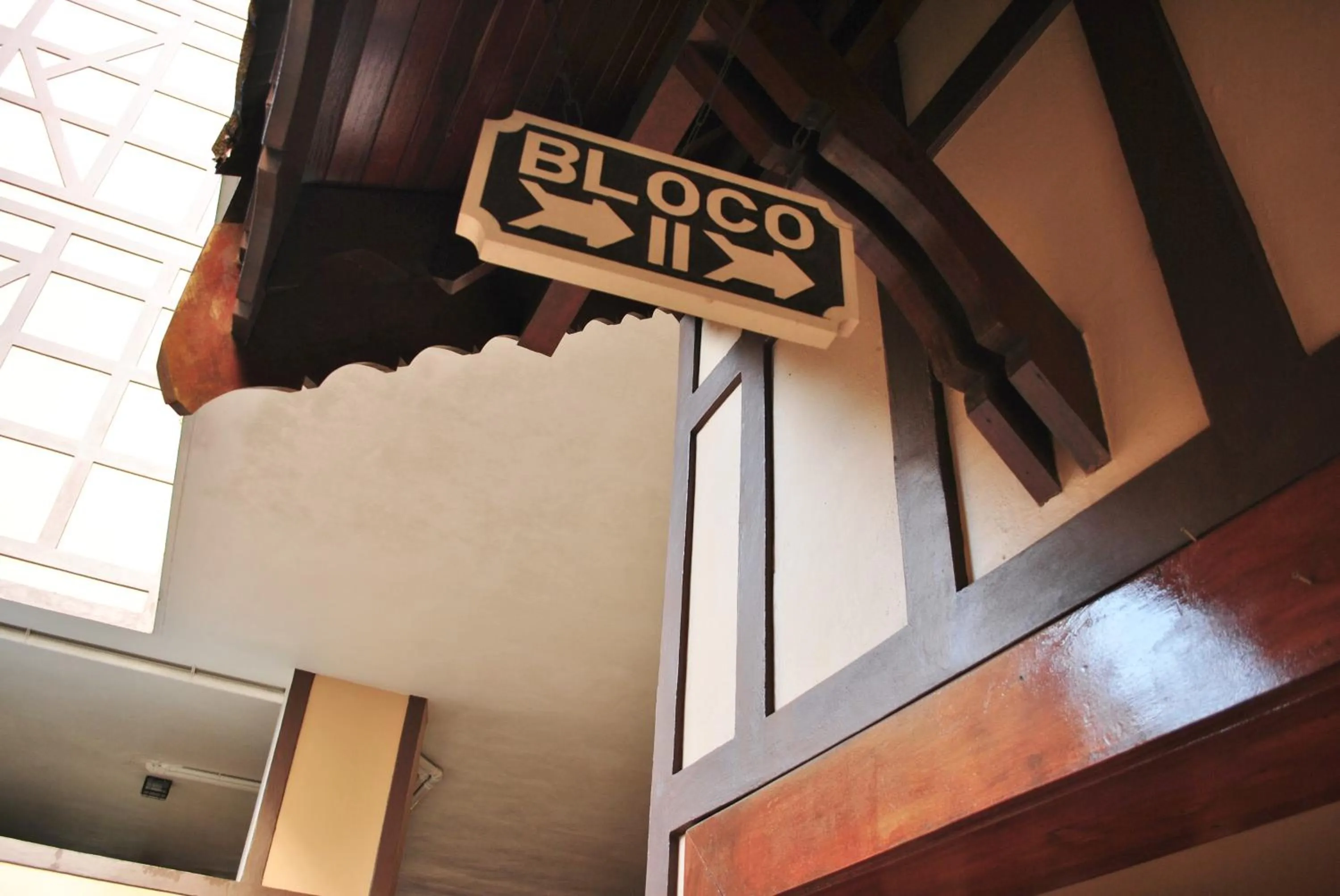 Logo/Certificate/Sign in Morada Alto da Serra