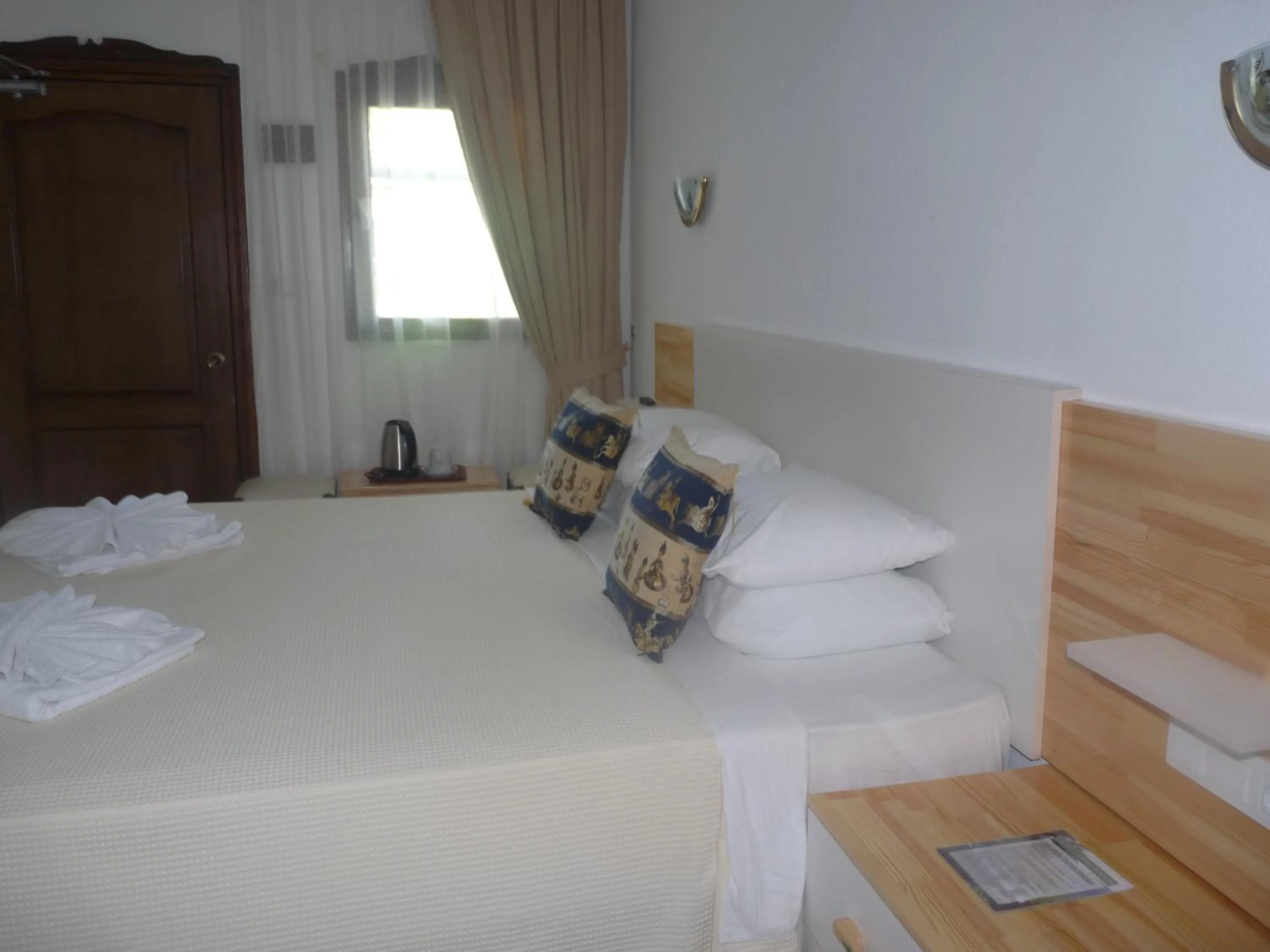 Photo of the whole room in Dalyan Garden Pension