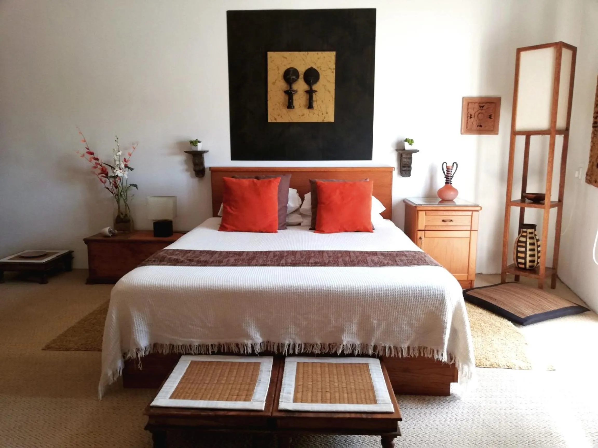 One-Bedroom Apartment in Three Cities Apartments