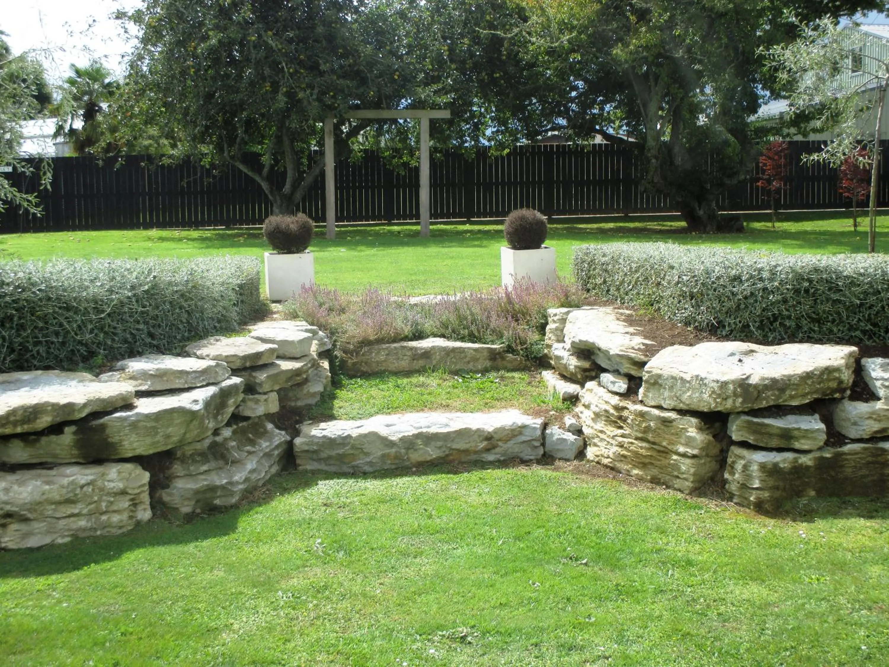 Garden in FatOwl Motel, Bar & Eatery