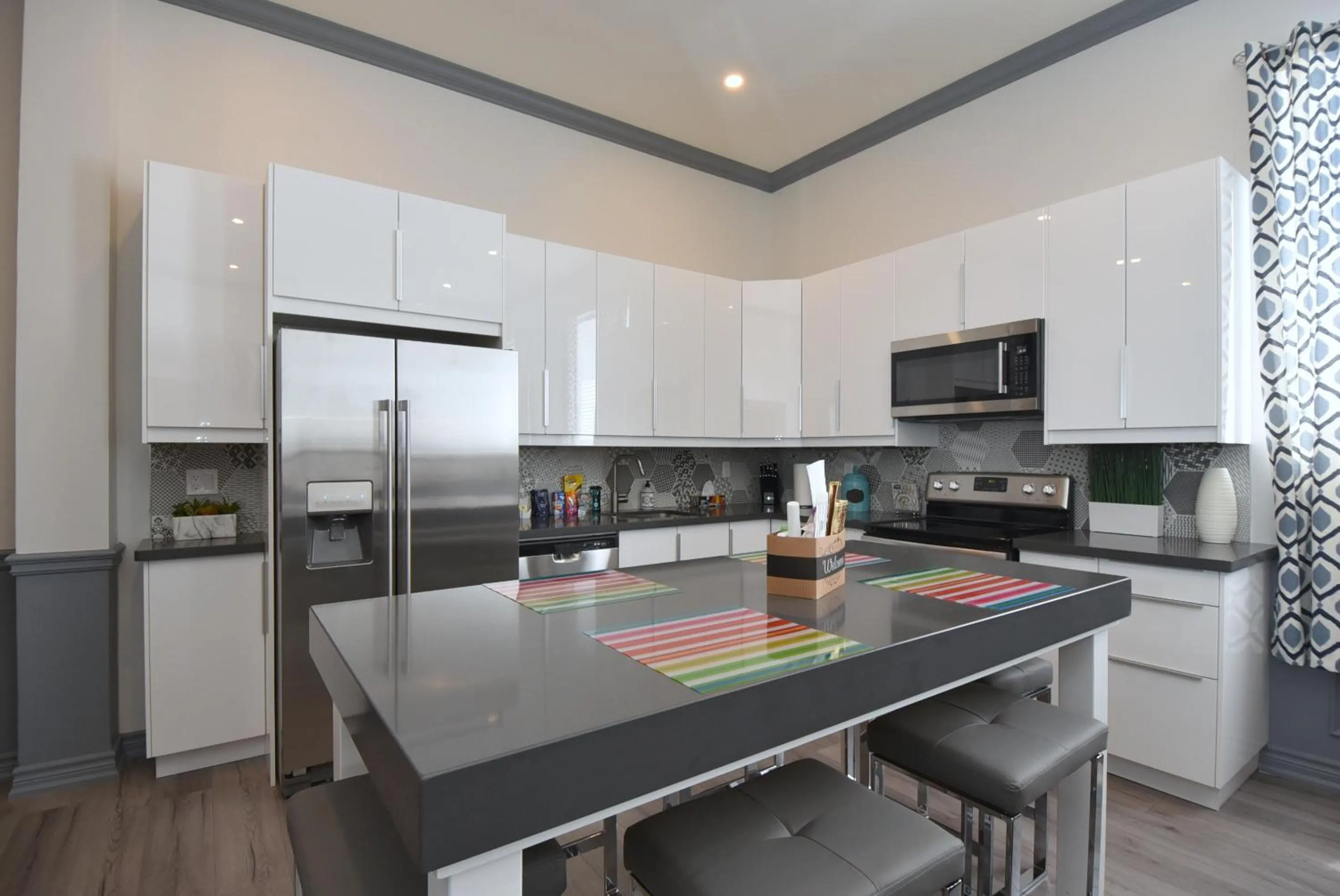 The SoMa Furnished Residences