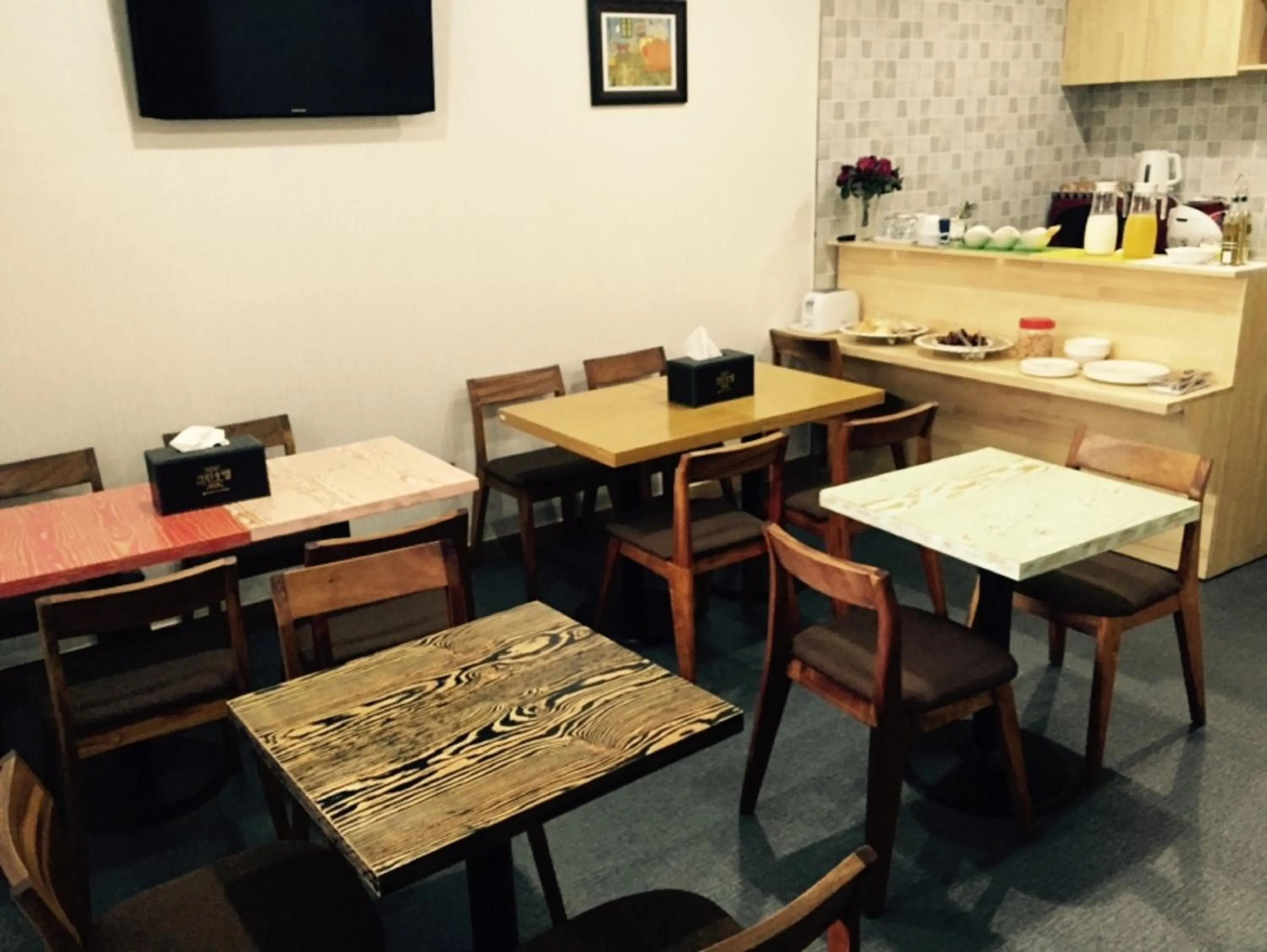 Restaurant/Places to Eat in GuangJu Hotel Banana