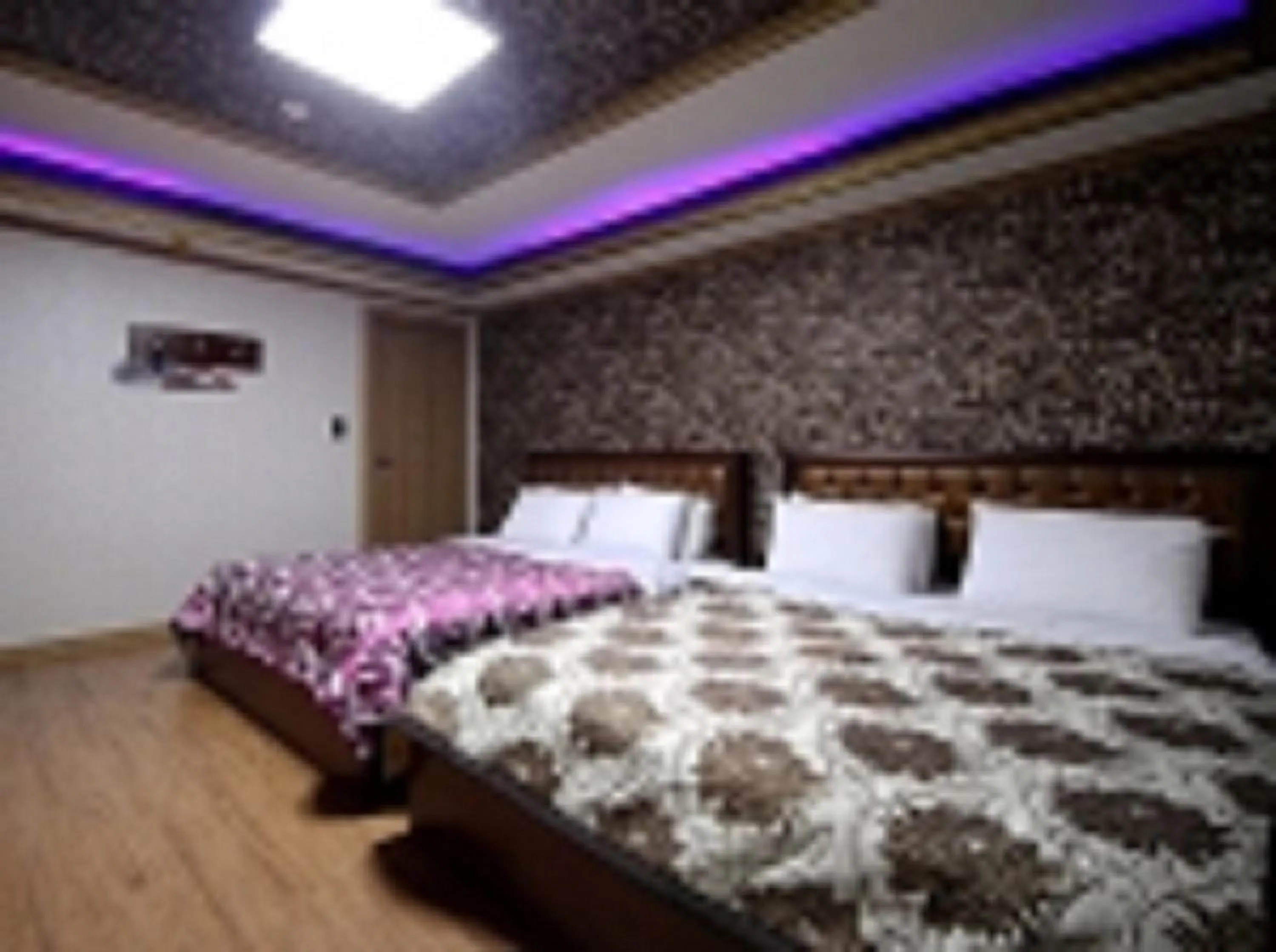 GuangJu Hotel Banana