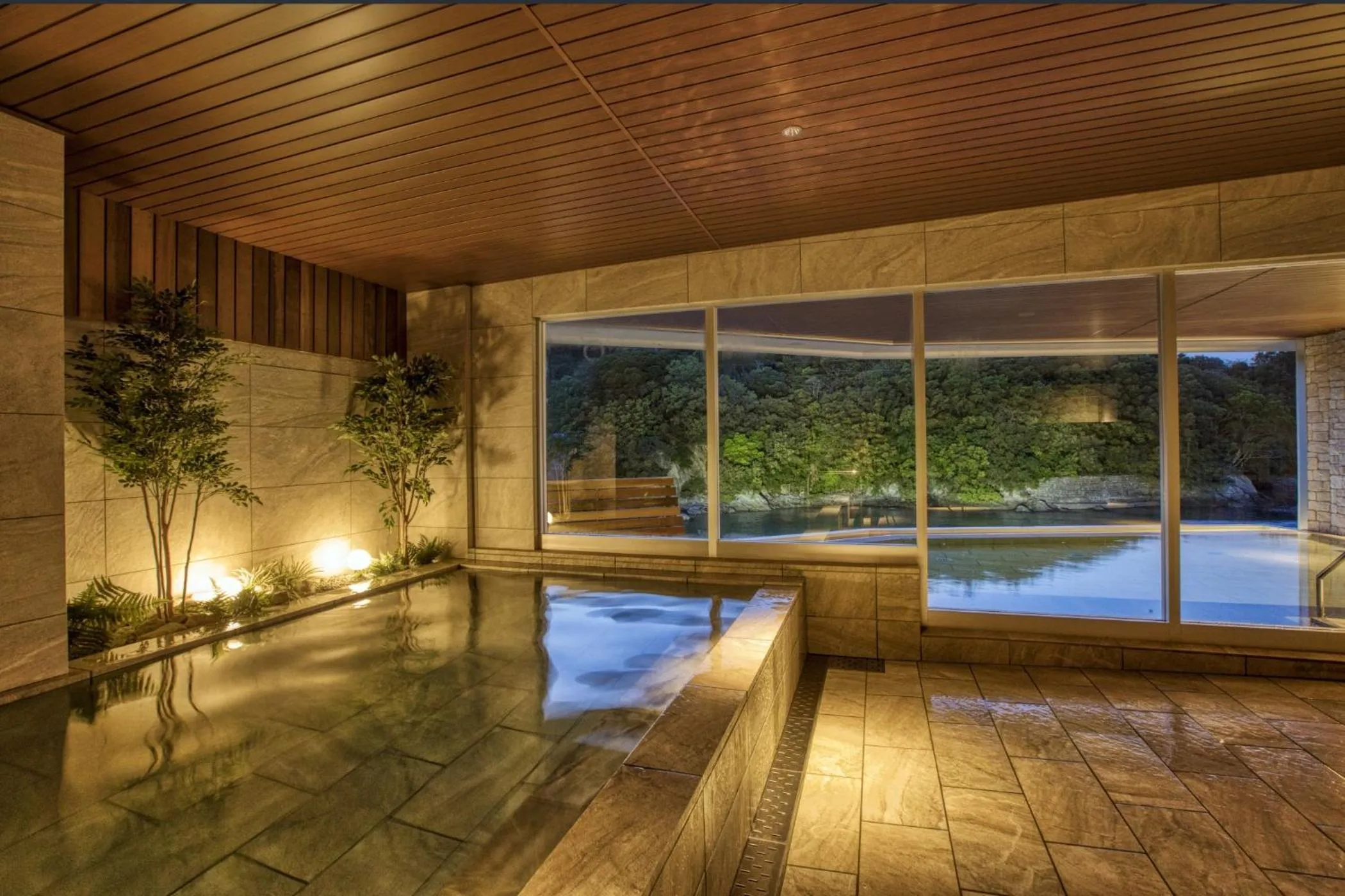 Hot Spring Bath in Ooedo Onsen Monogatari Premium Toba Saichoraku