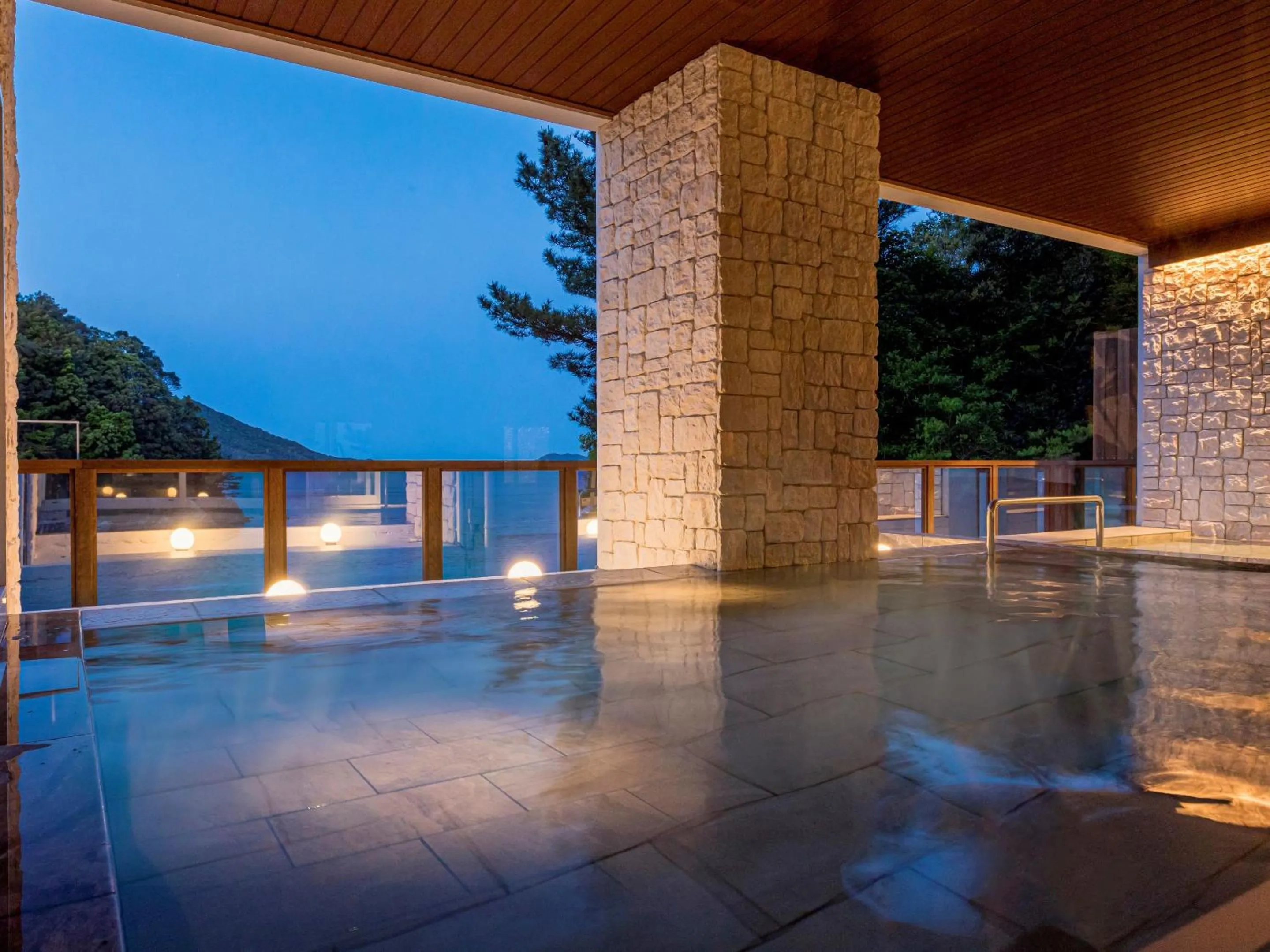 Ooedo Onsen Monogatari Premium Toba Saichoraku