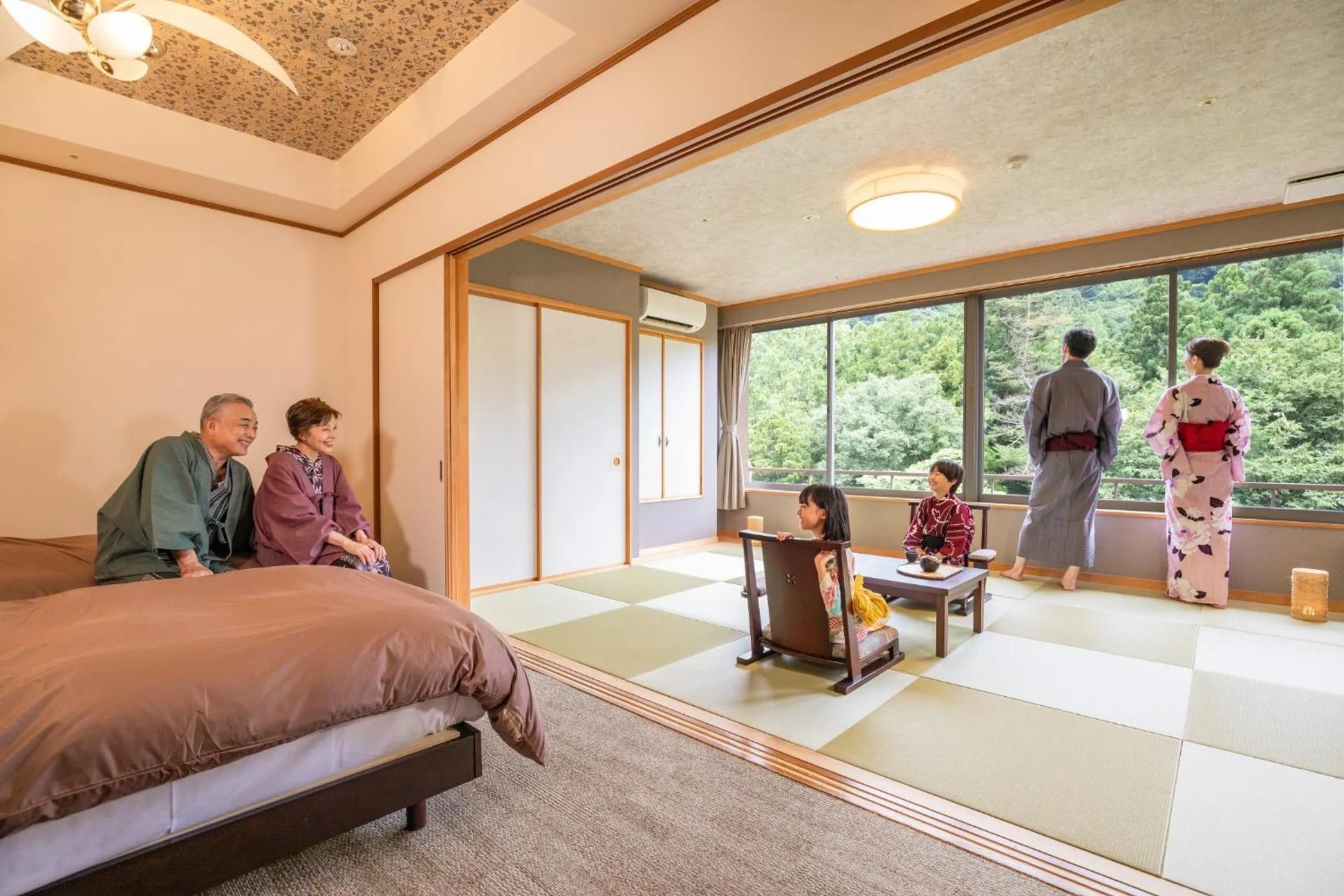 Photo of the whole room, Bed in Ooedo Onsen Monogatari Premium Yoshinoya Irokuen
