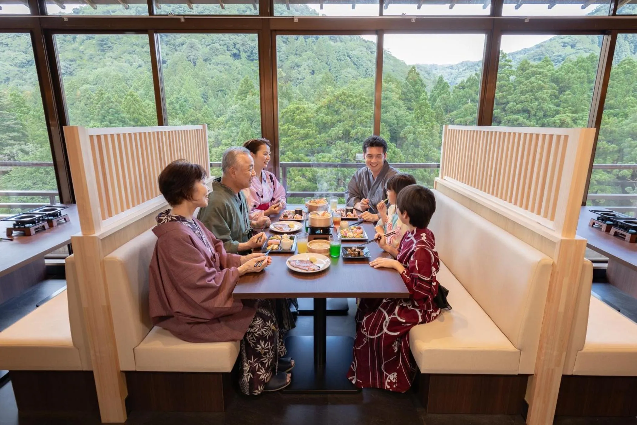 Restaurant/places to eat in Ooedo Onsen Monogatari Premium Yoshinoya Irokuen