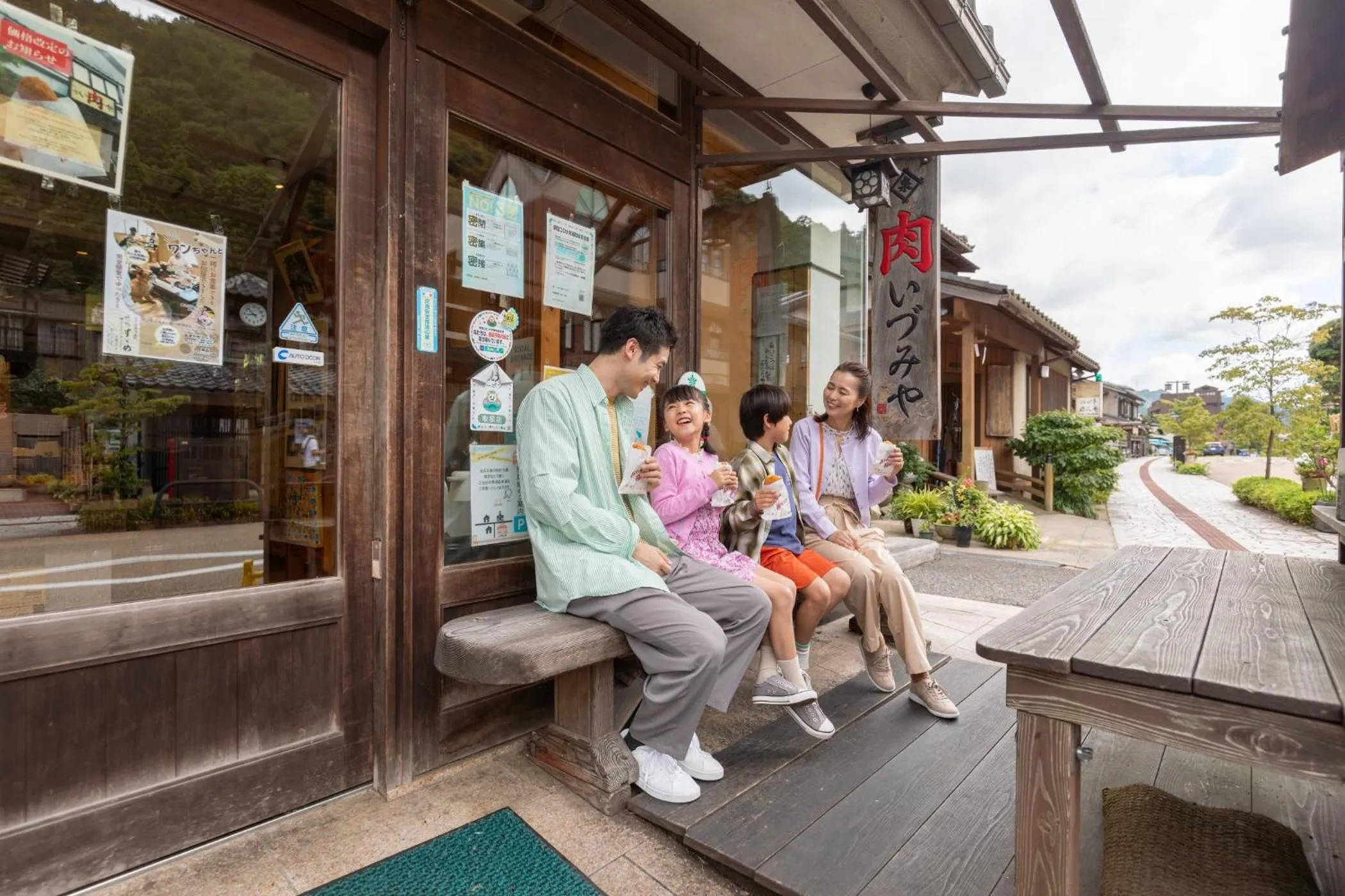 Nearby landmark in Ooedo Onsen Monogatari Premium Yoshinoya Irokuen