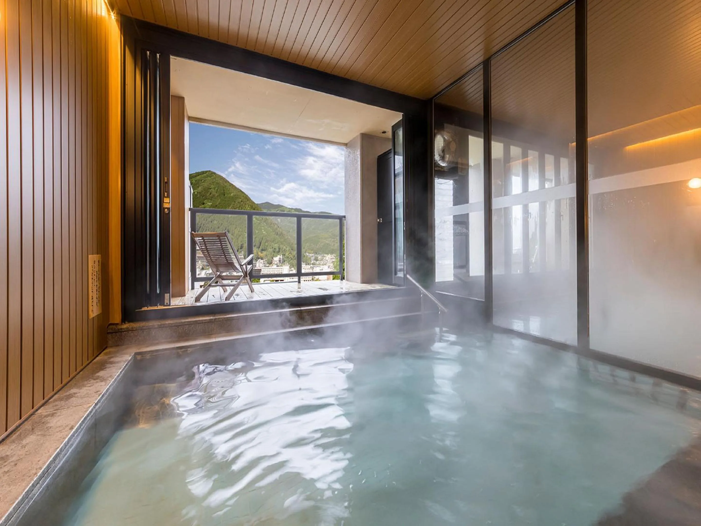 Ooedo Onsen Monogatari Premium Gero Honkan