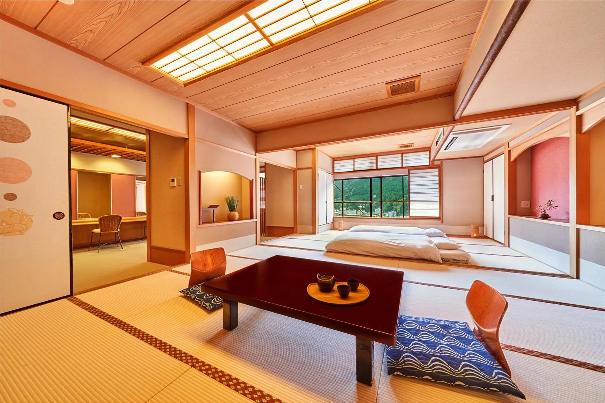 Photo of the whole room, Bed in Ooedo Onsen Monogatari Gero Bekkan