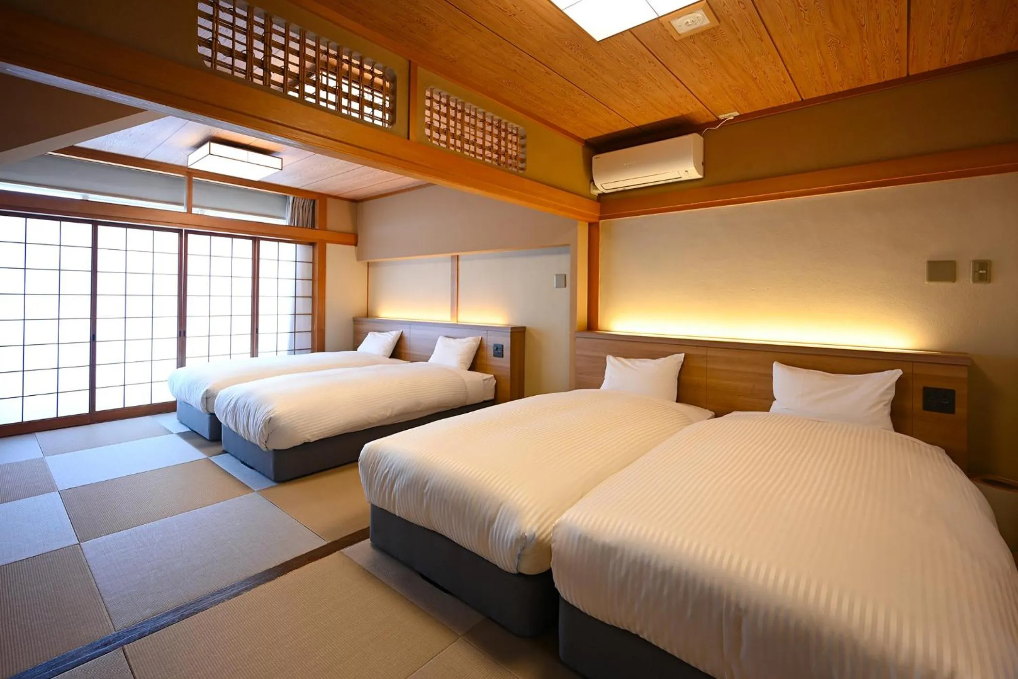 Photo of the whole room, Bed in TAOYA Shirahama Senjyo