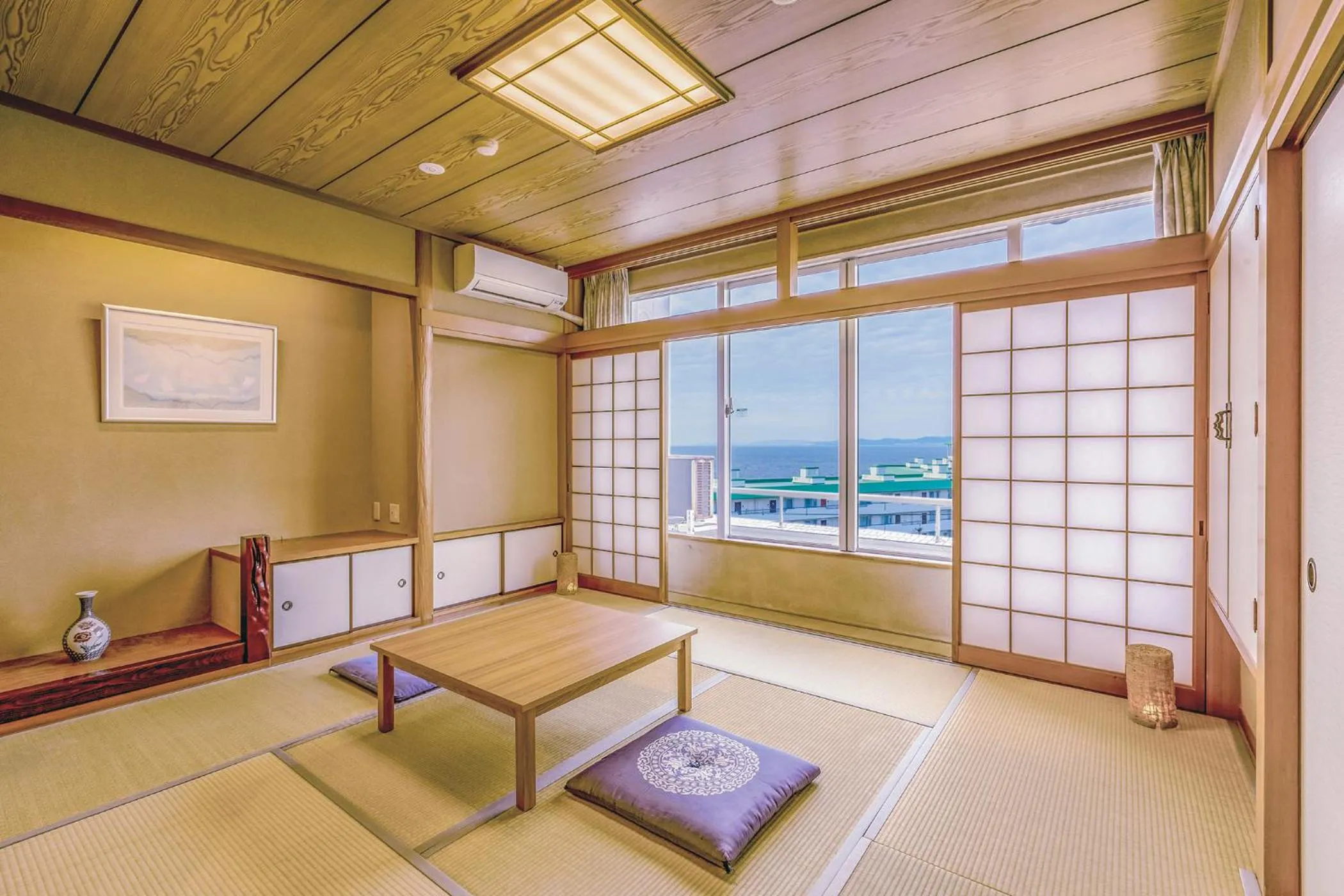 Photo of the whole room in TAOYA Shirahama Senjyo