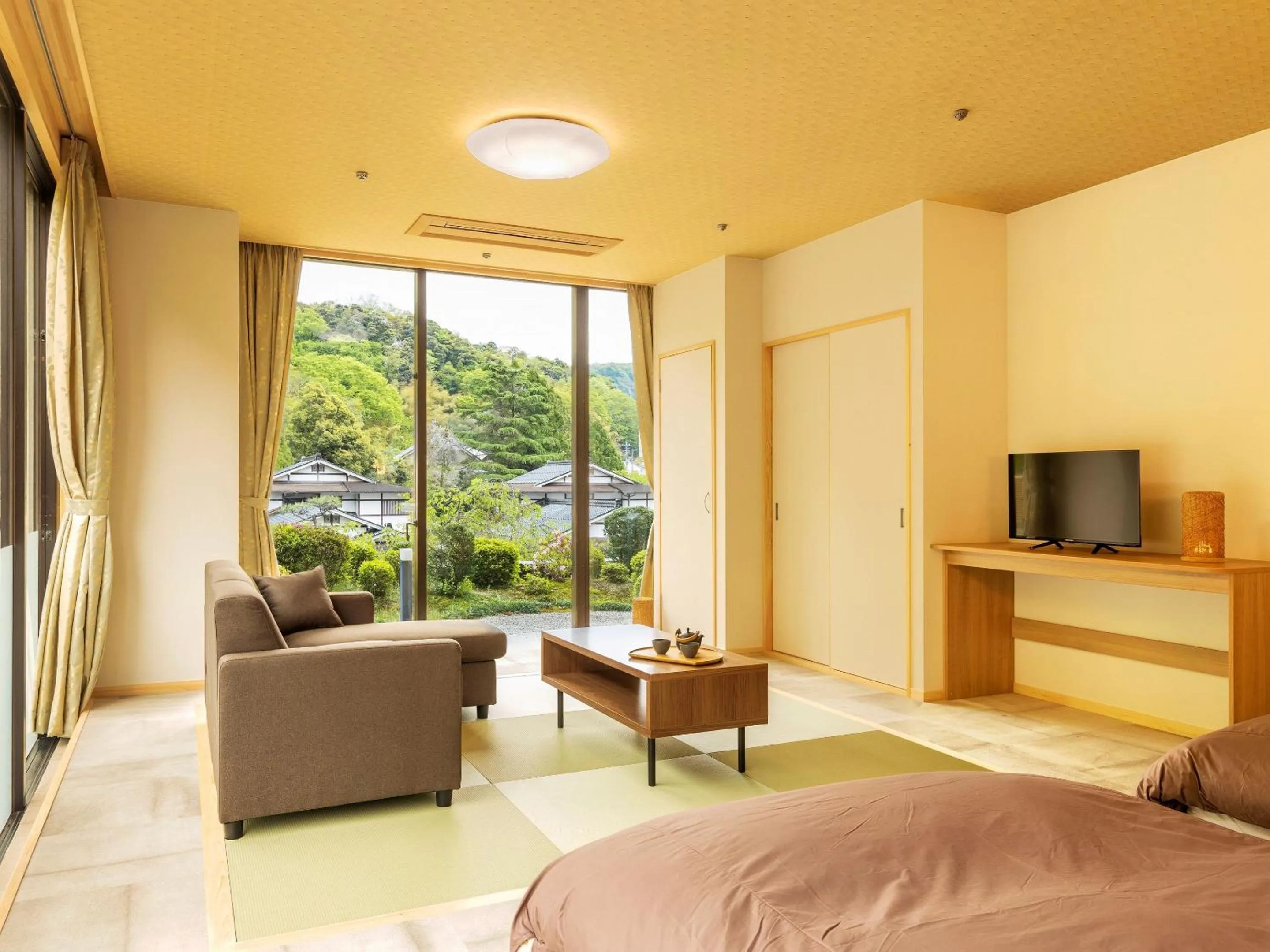 Superior Twin Room - single occupancy in Ooedo Onsen Monogatari Premium Saiki Bekkan