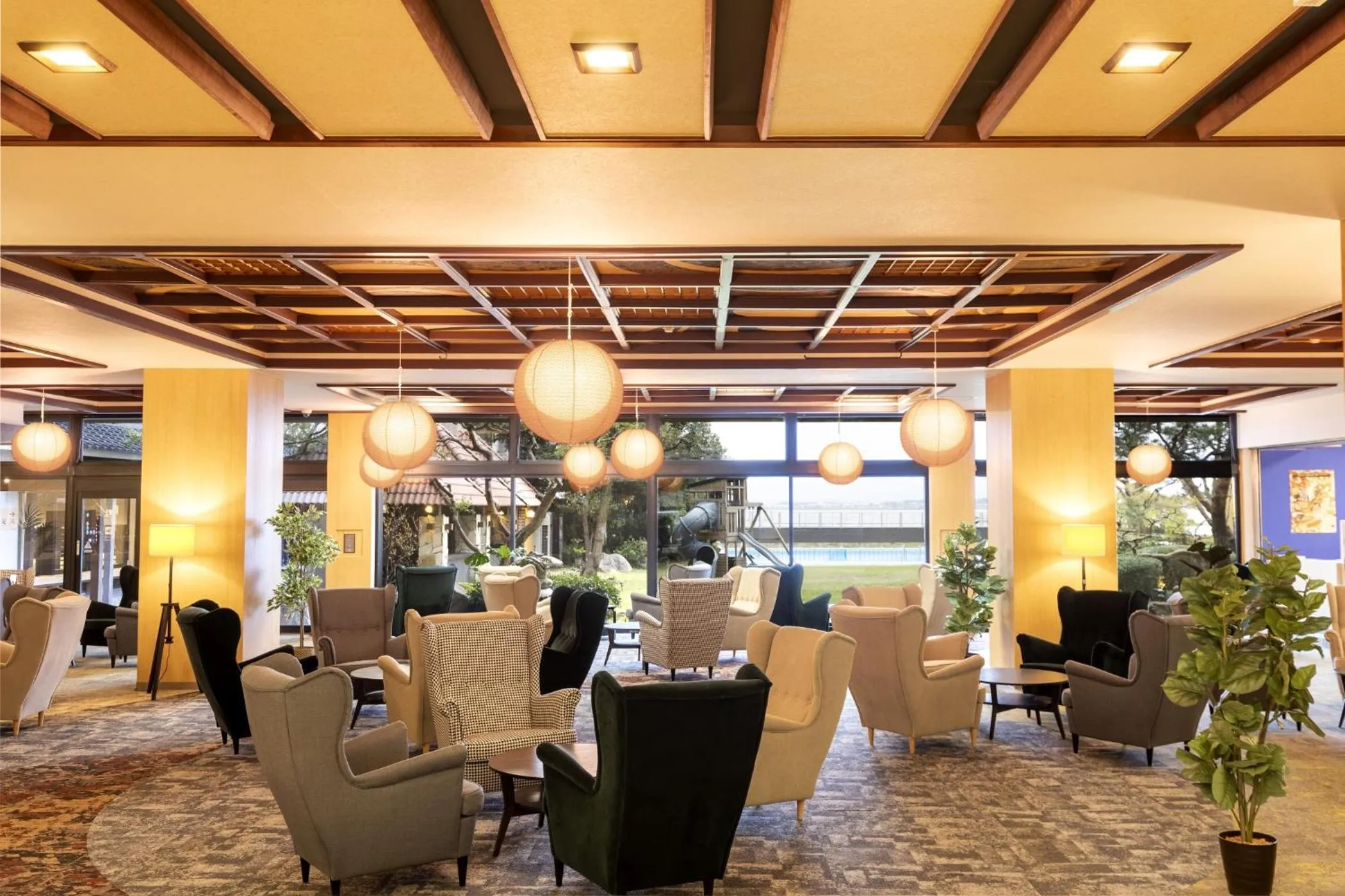 Lounge or bar in Ooedo Onsen Monogatari Premium Kaga Maruya