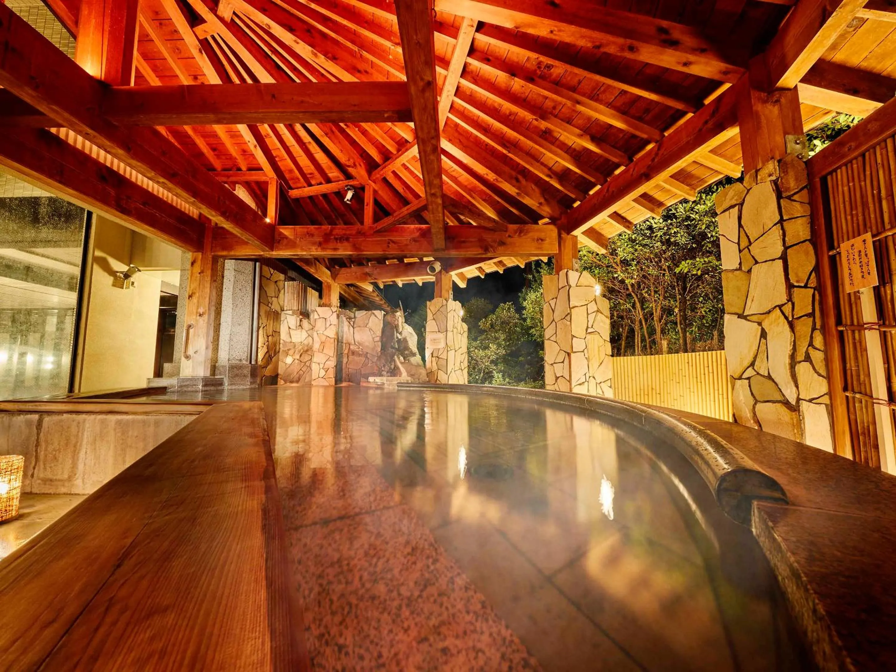 Ooedo Onsen Monogatari Premium Kaga Maruya