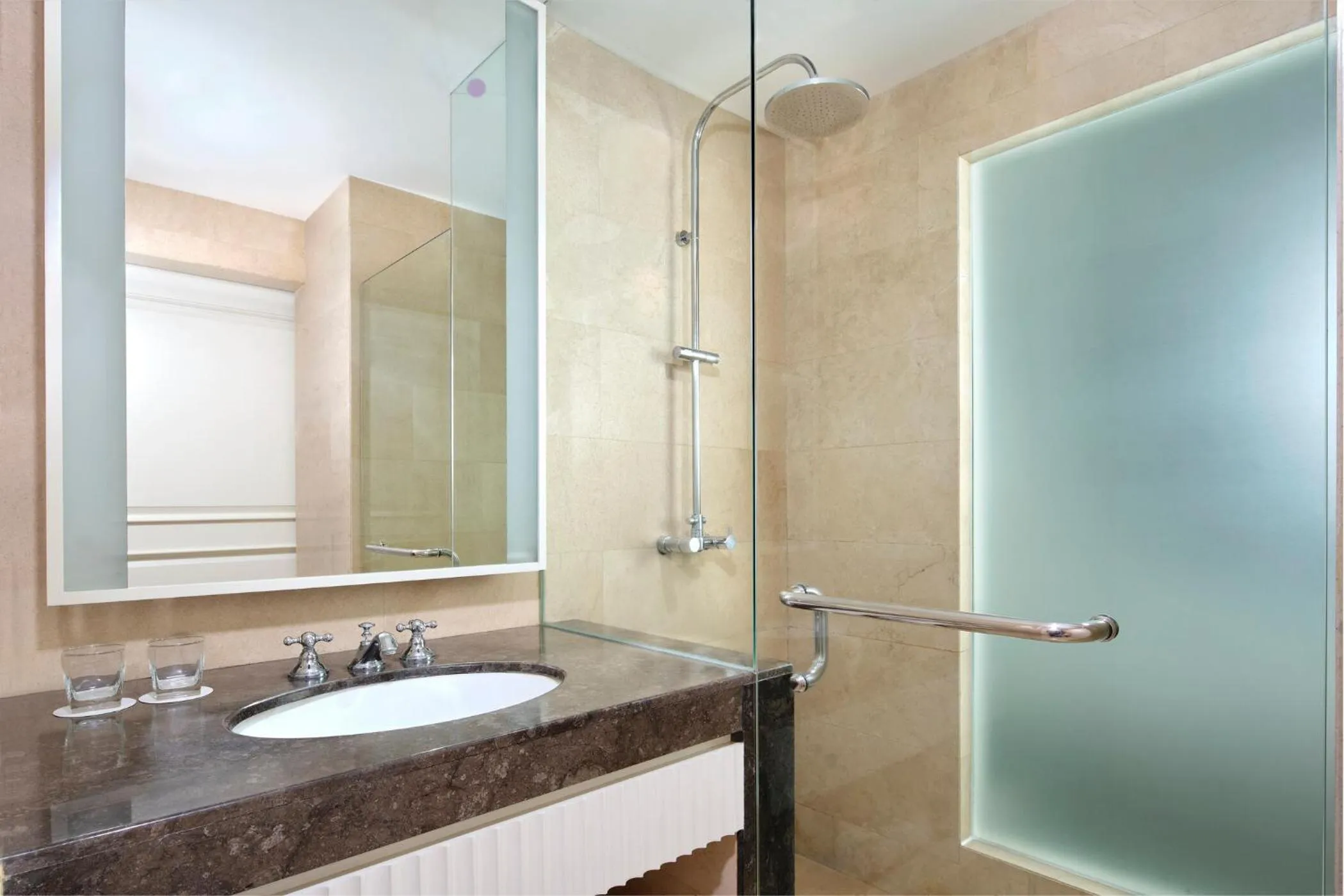 Shower in Four Points by Sheraton Bandung