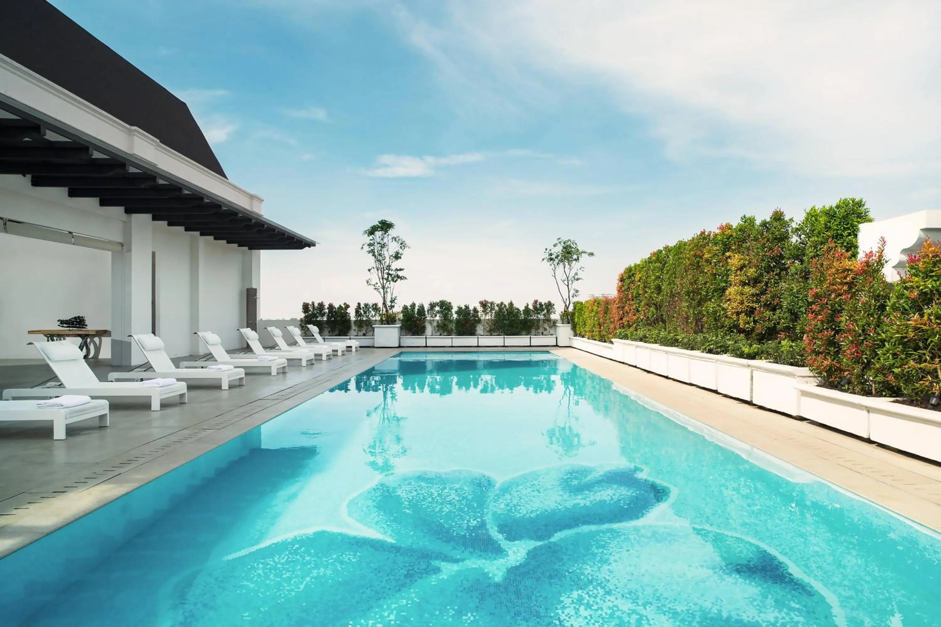 Swimming pool in Four Points by Sheraton Bandung