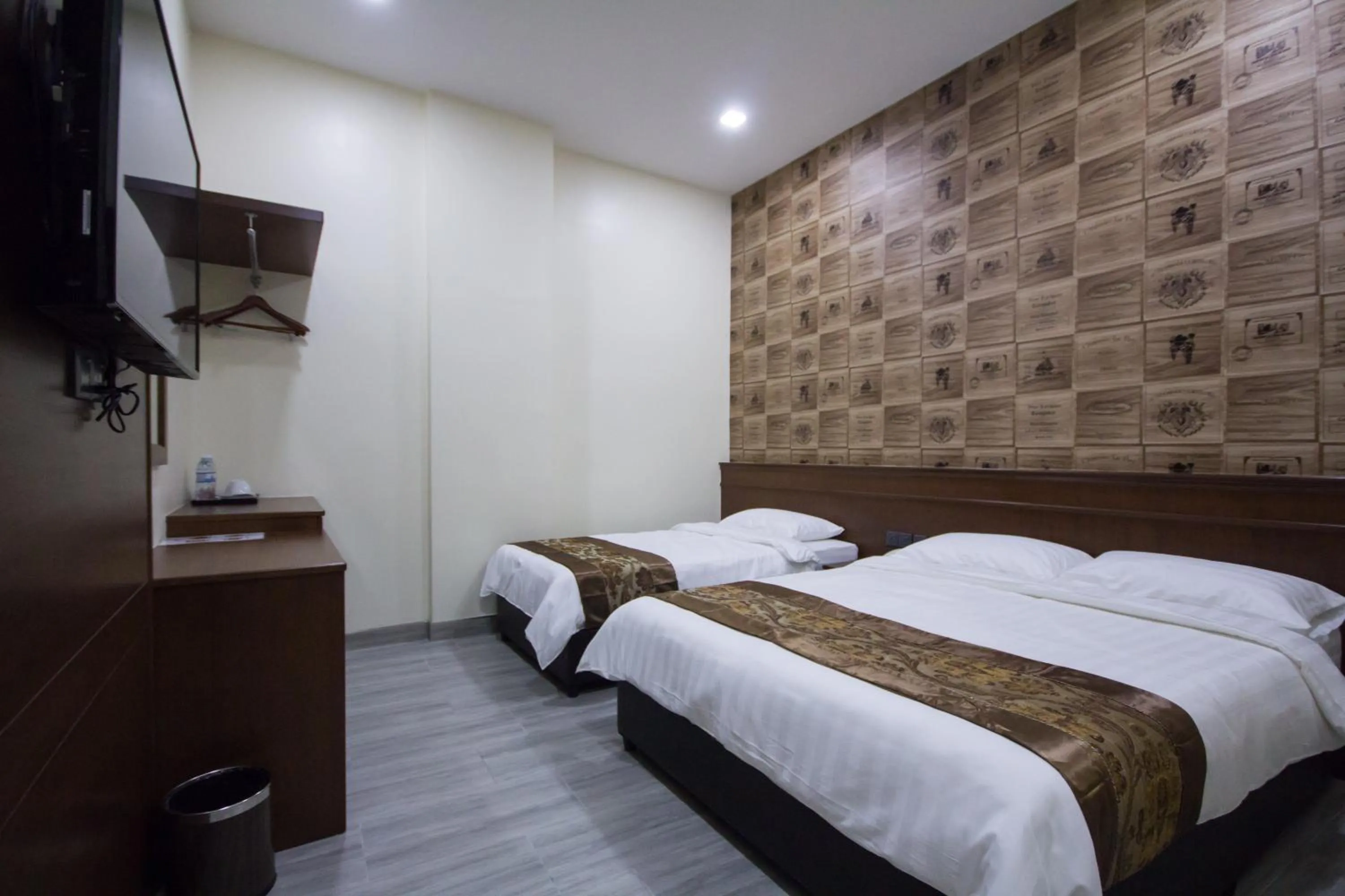 Family in Island Guesthouse Penang