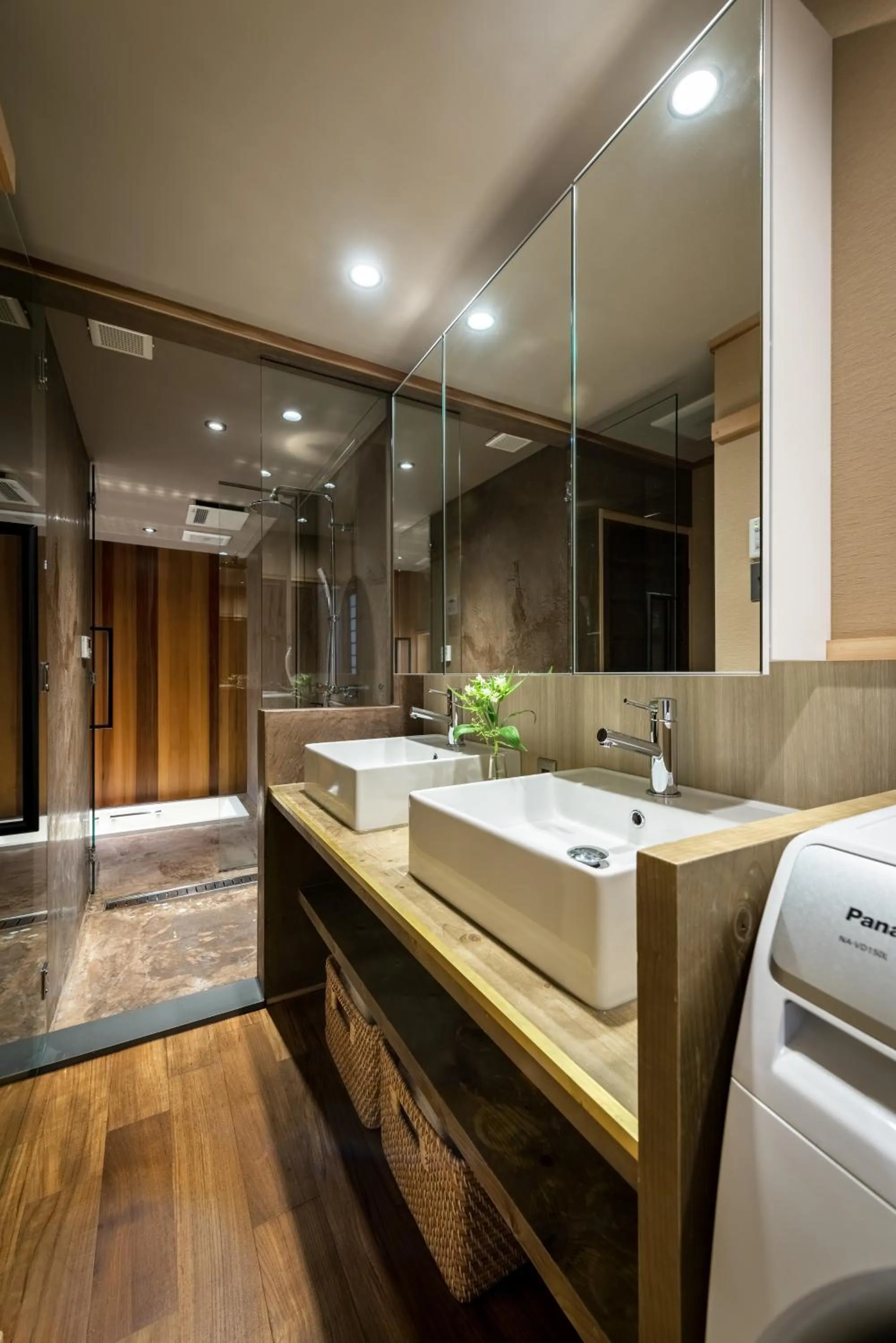 Bathroom in Choya Chawanzaka Machiya House