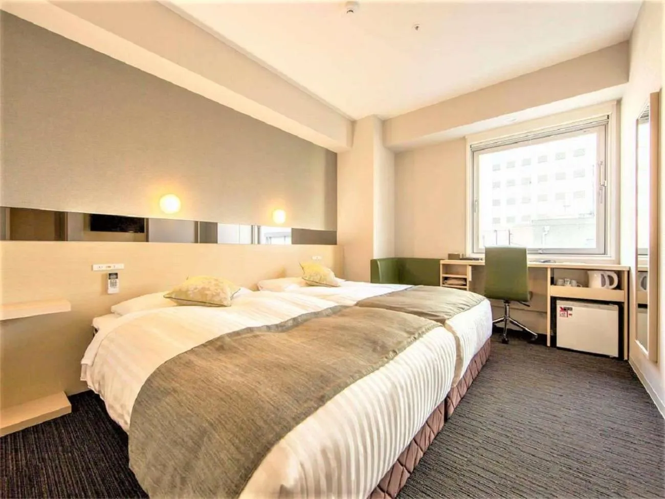 Photo of the whole room, Bed in Super Hotel Premier Osaka Honmachi Ekimae Natural Hot Springs