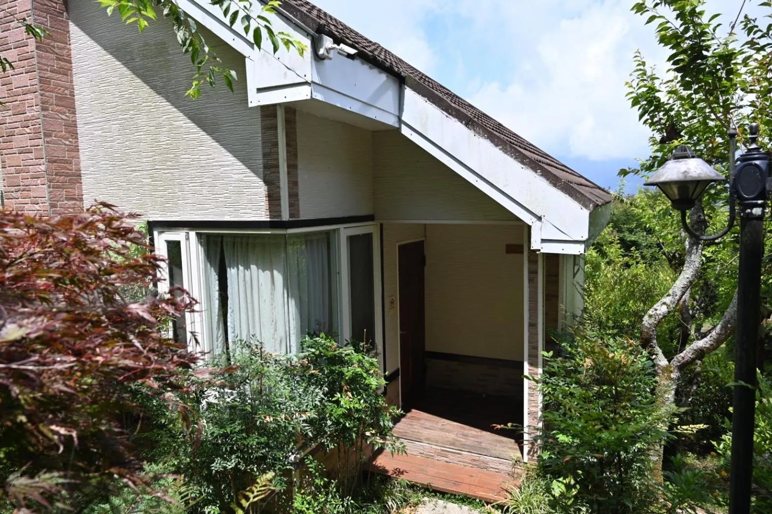 Property building in Dreamtown