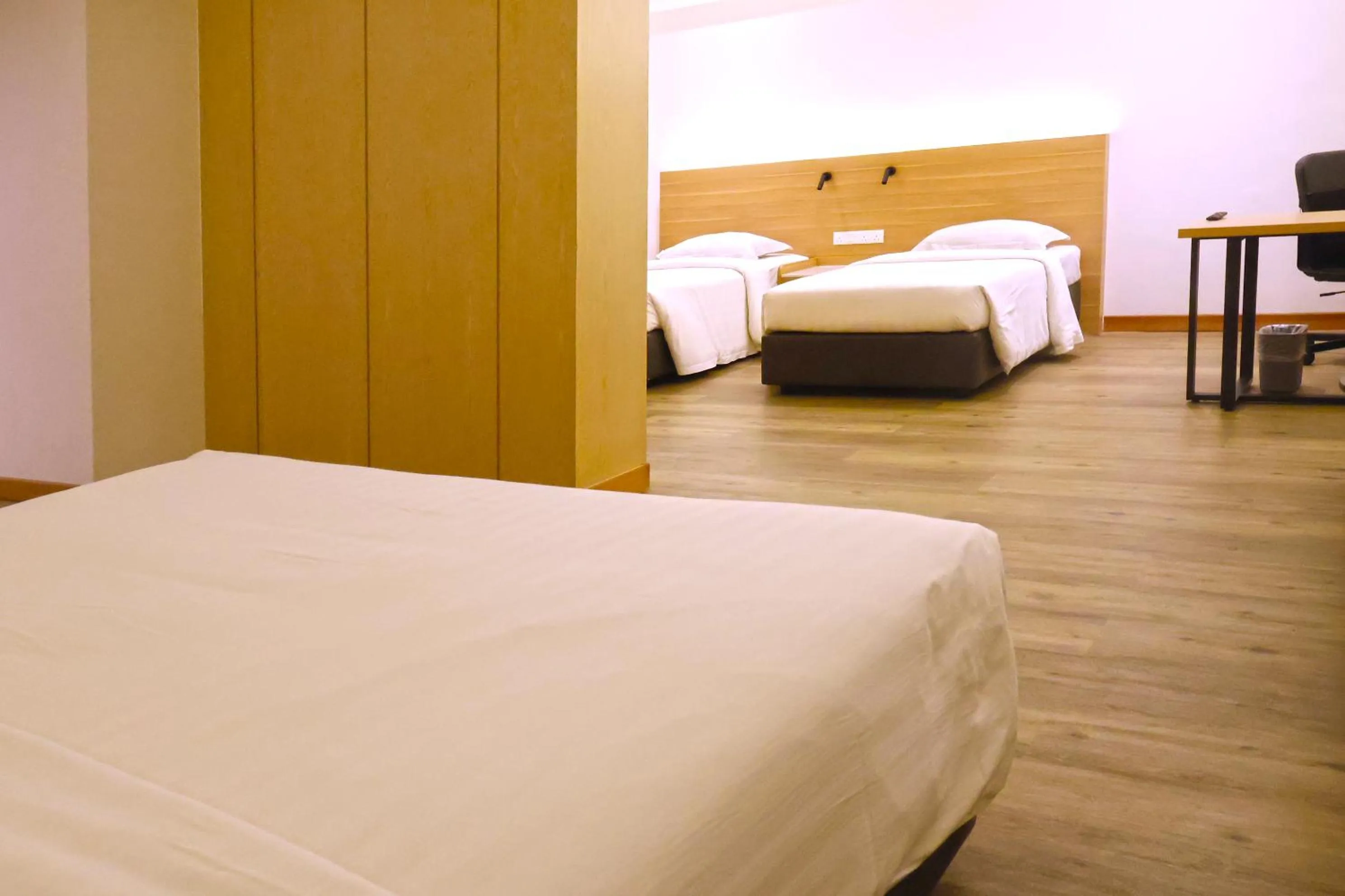 Bed in Crystal Crown Hotel Harbour View, Port Klang