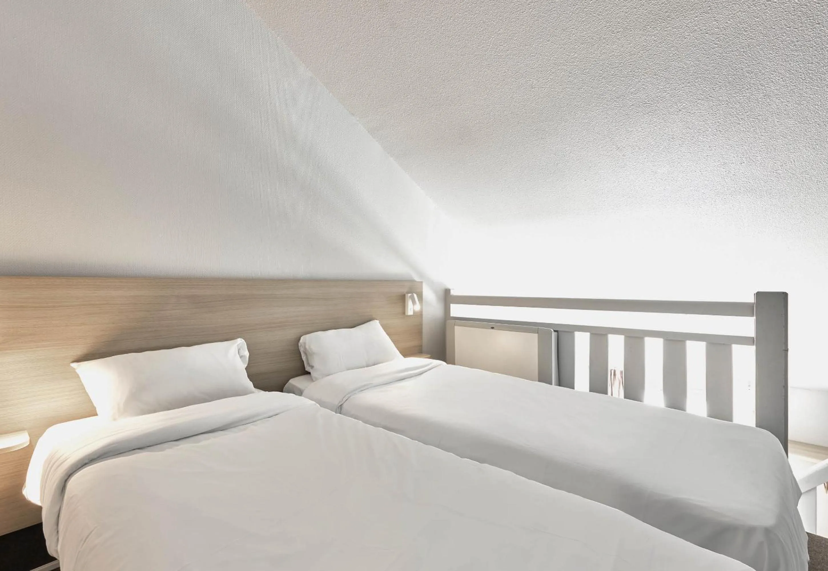 Photo of the whole room, Bed in B&B HOTEL Honfleur