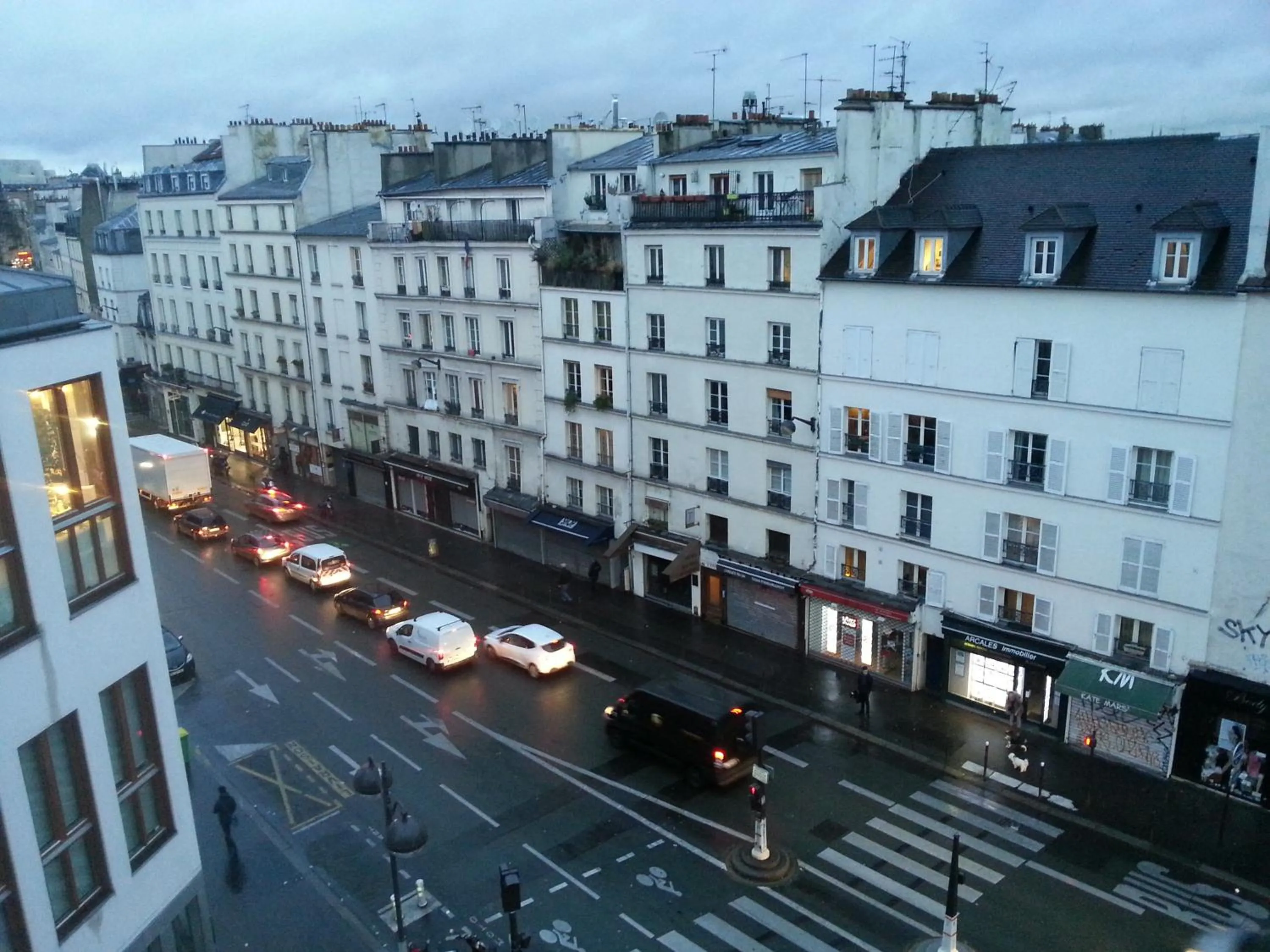 Street view in Hipotel Paris Bastille Saint Antoine