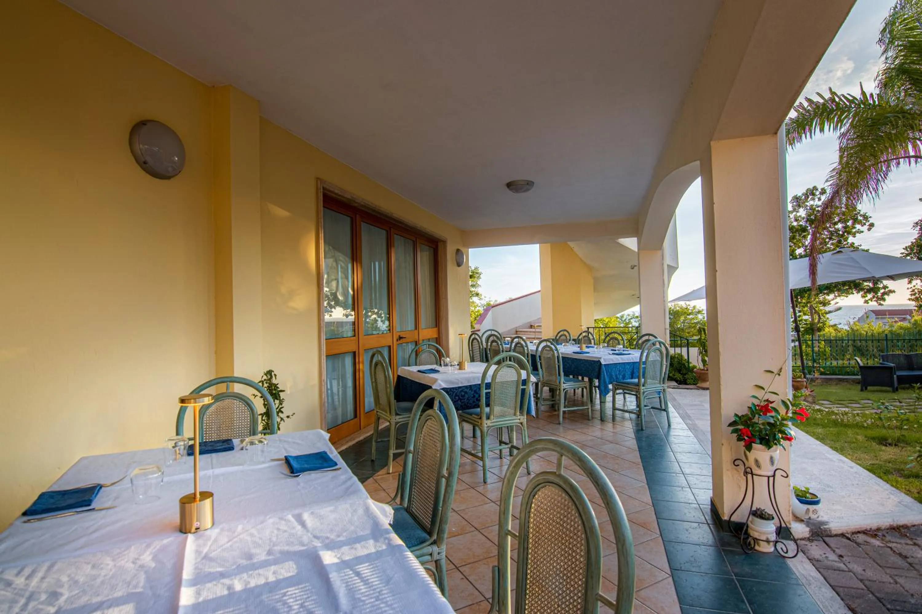 Restaurant/places to eat in Residence Antigua