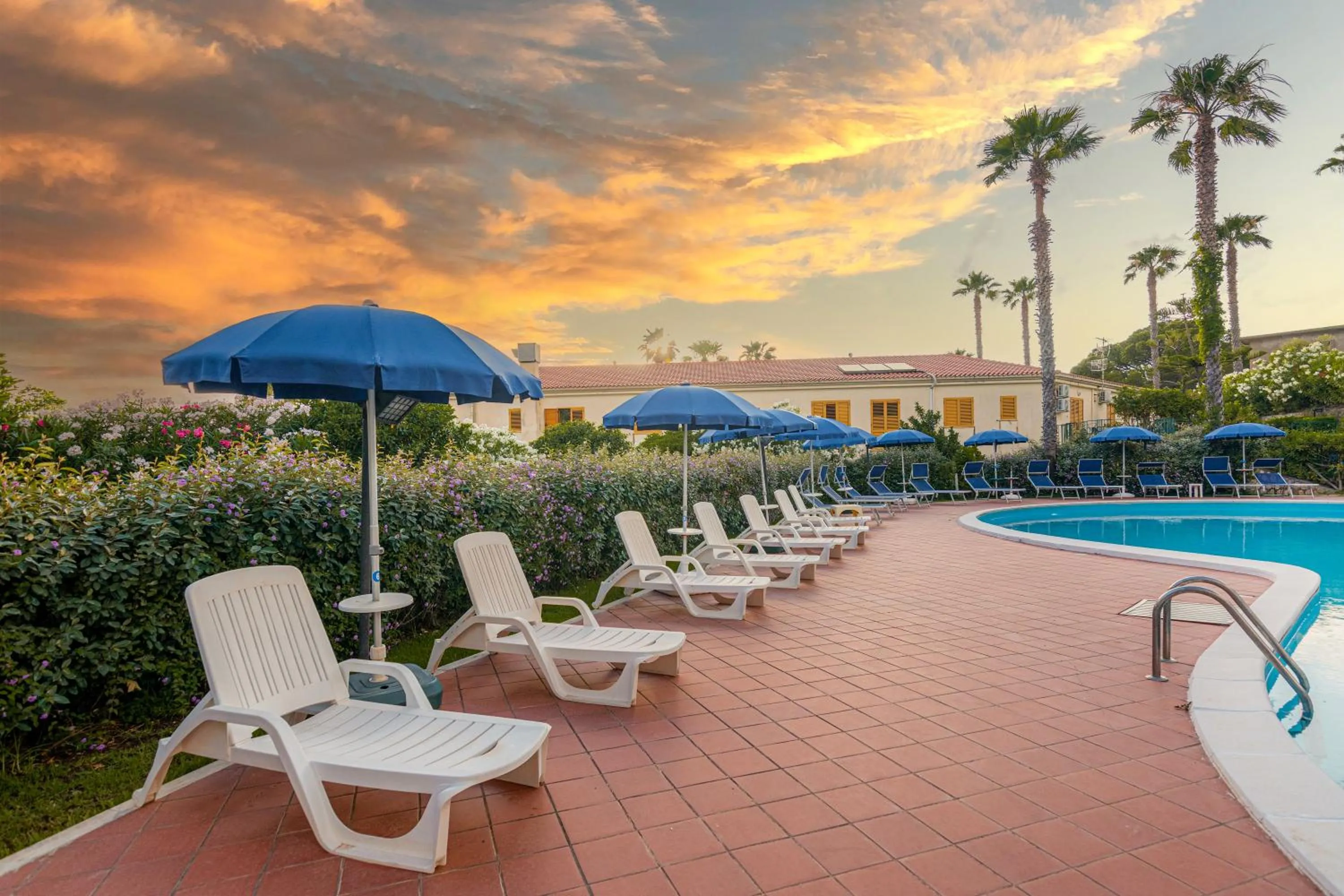 Pool view in Residence Antigua