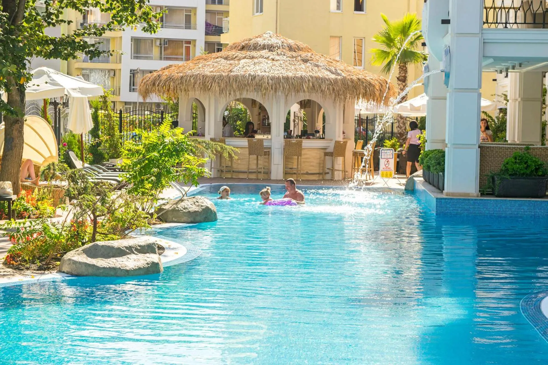 Harmony Suites - Dream Island