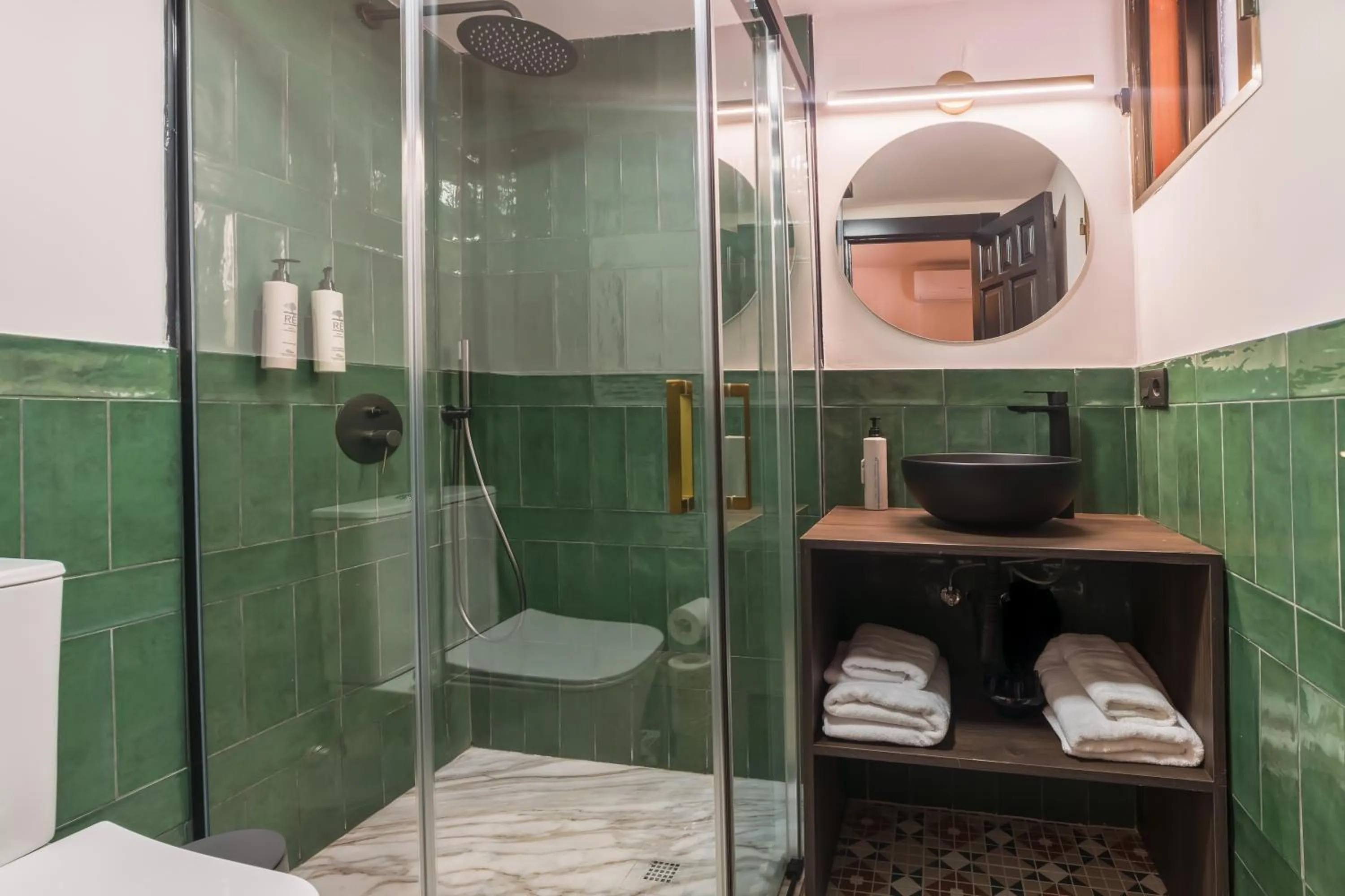Shower in Casa Lavanda